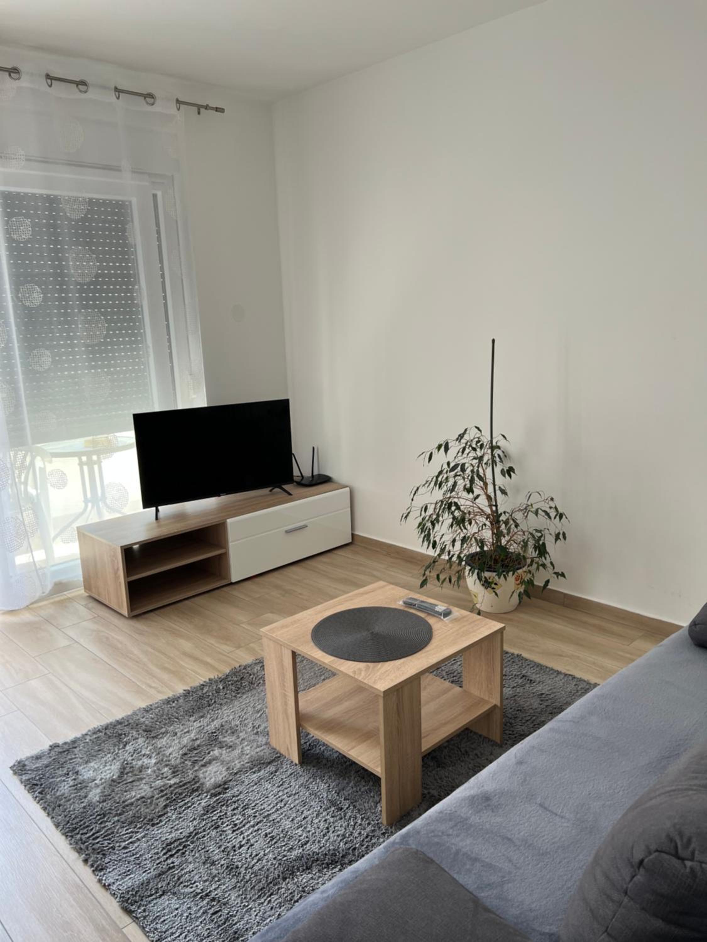 One-Bedroom Apartment - Photo 38