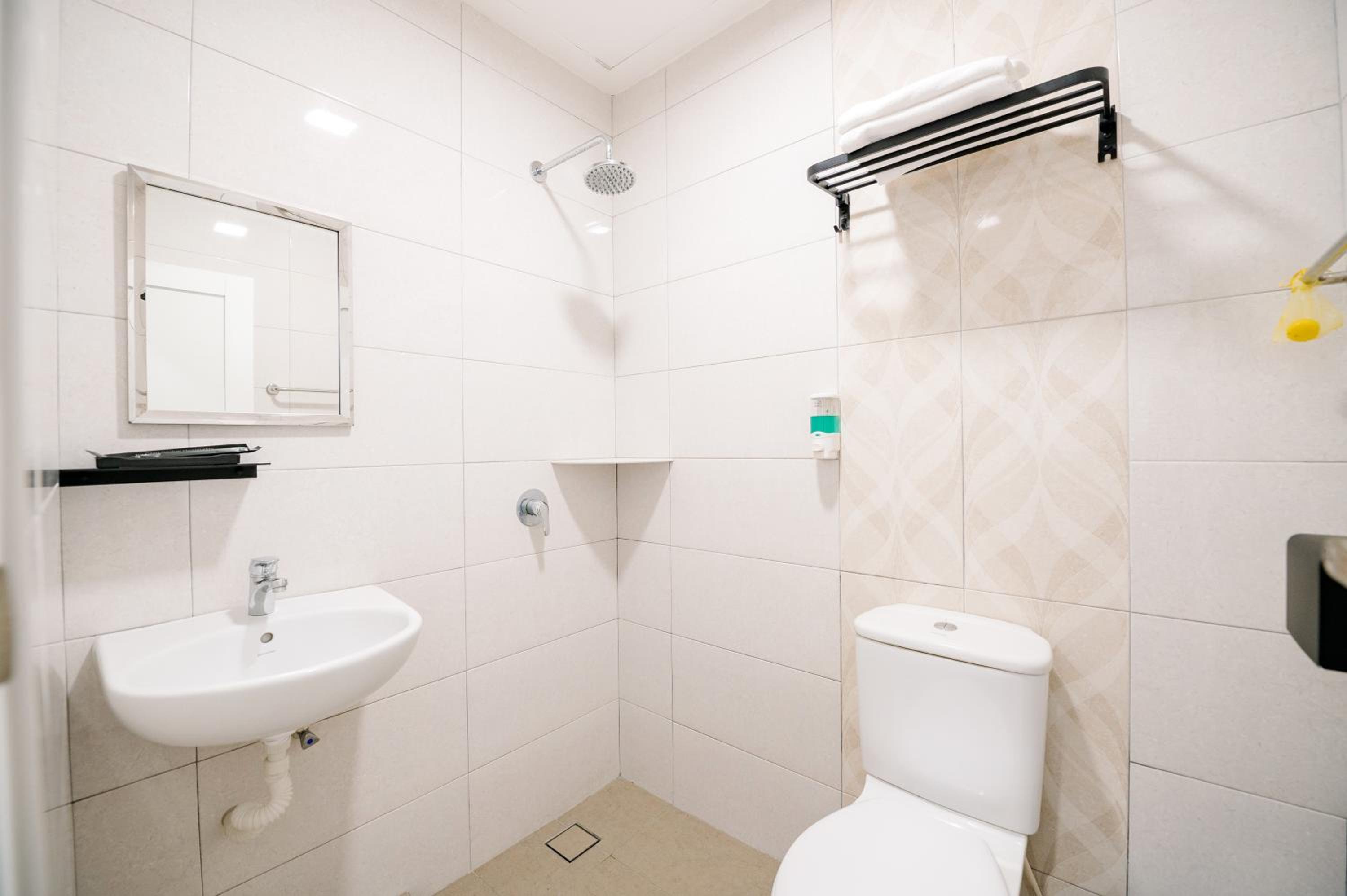 Twin Room - Photo 4