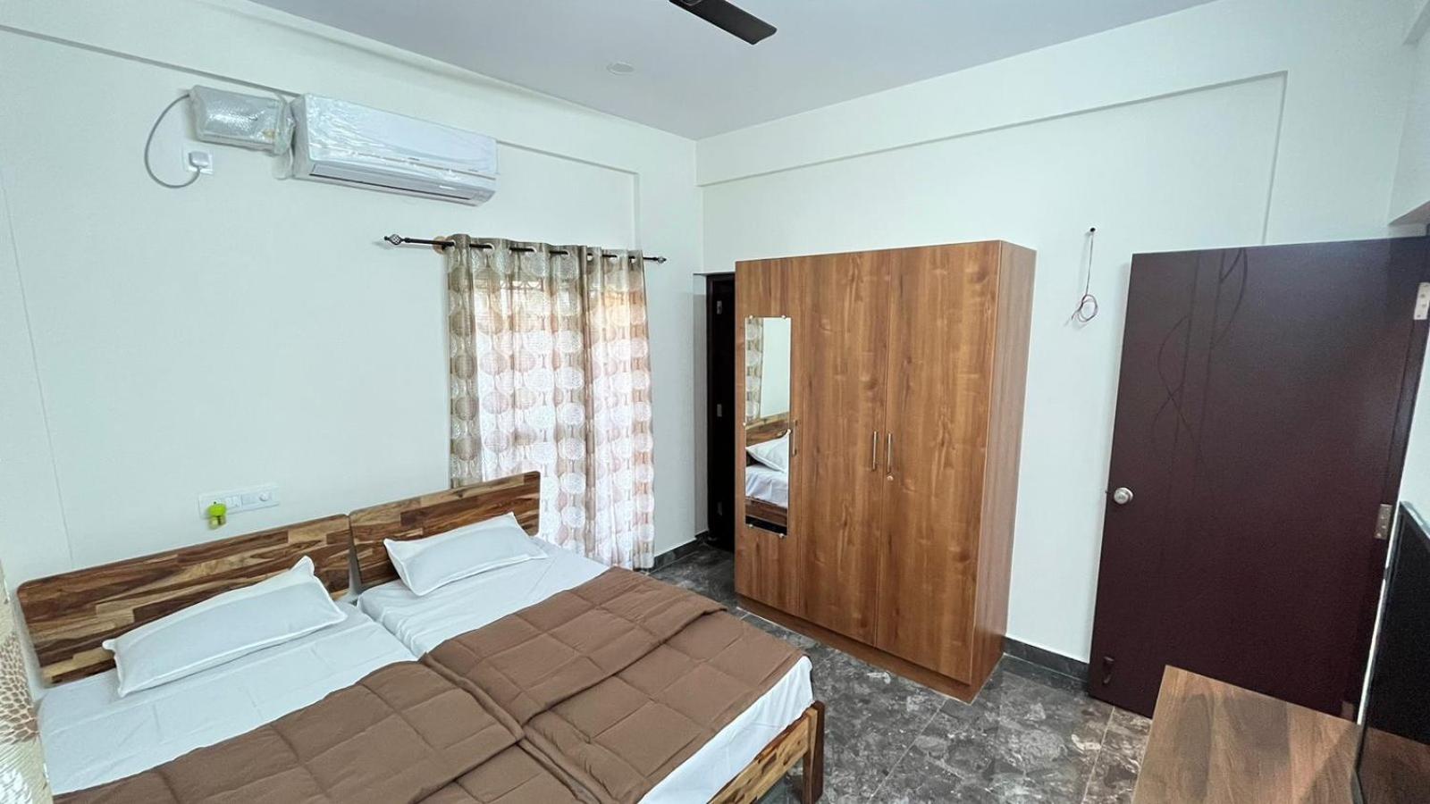 Three-Bedroom Villa photo 1