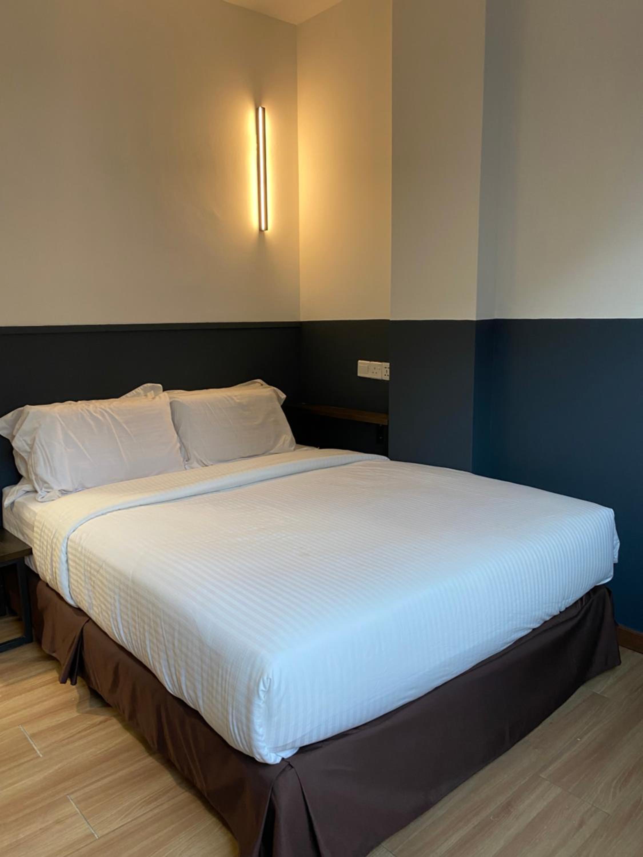 Standard Queen Room - Photo 4