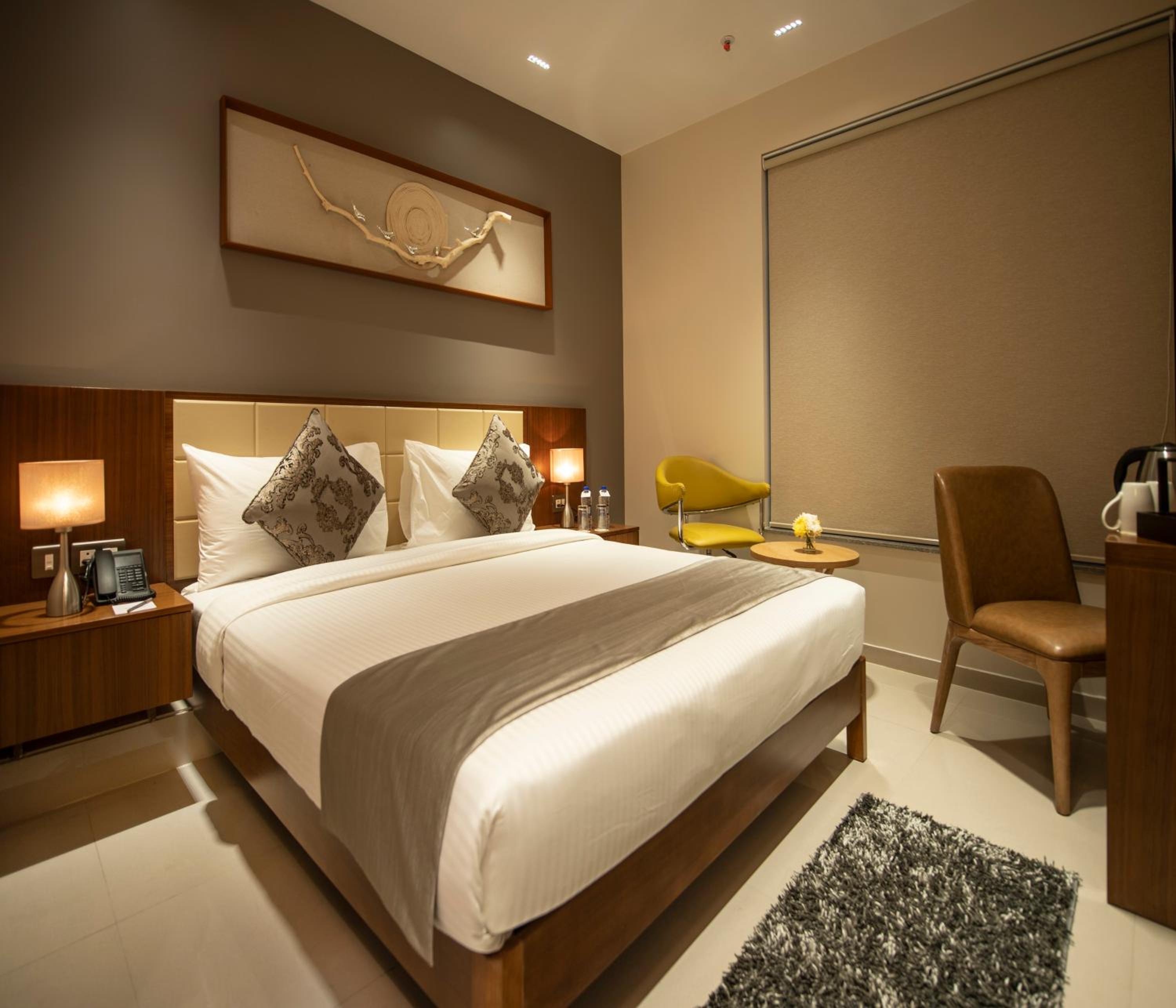 Deluxe Room - Photo 5