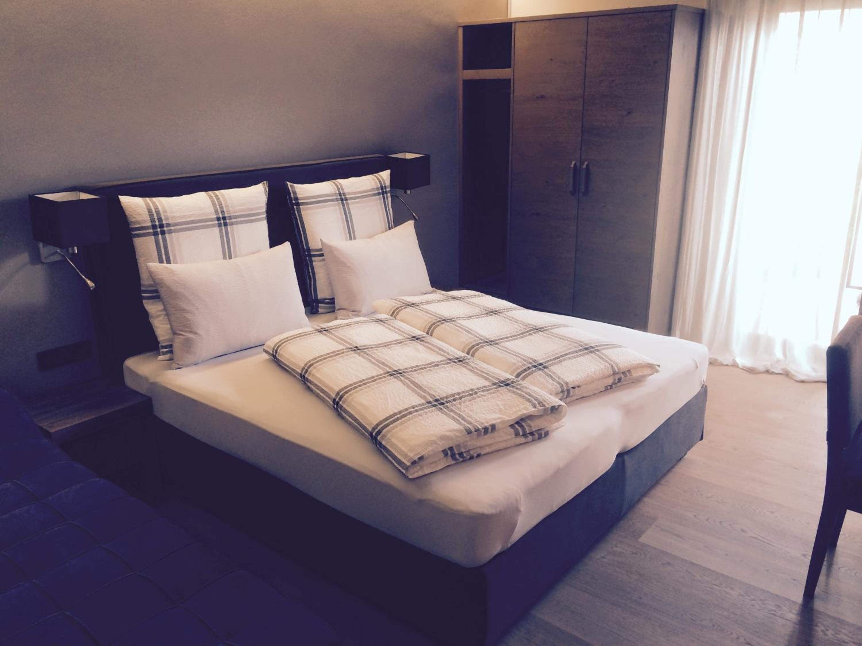 Superior Double Room with Balcony - Photo 2