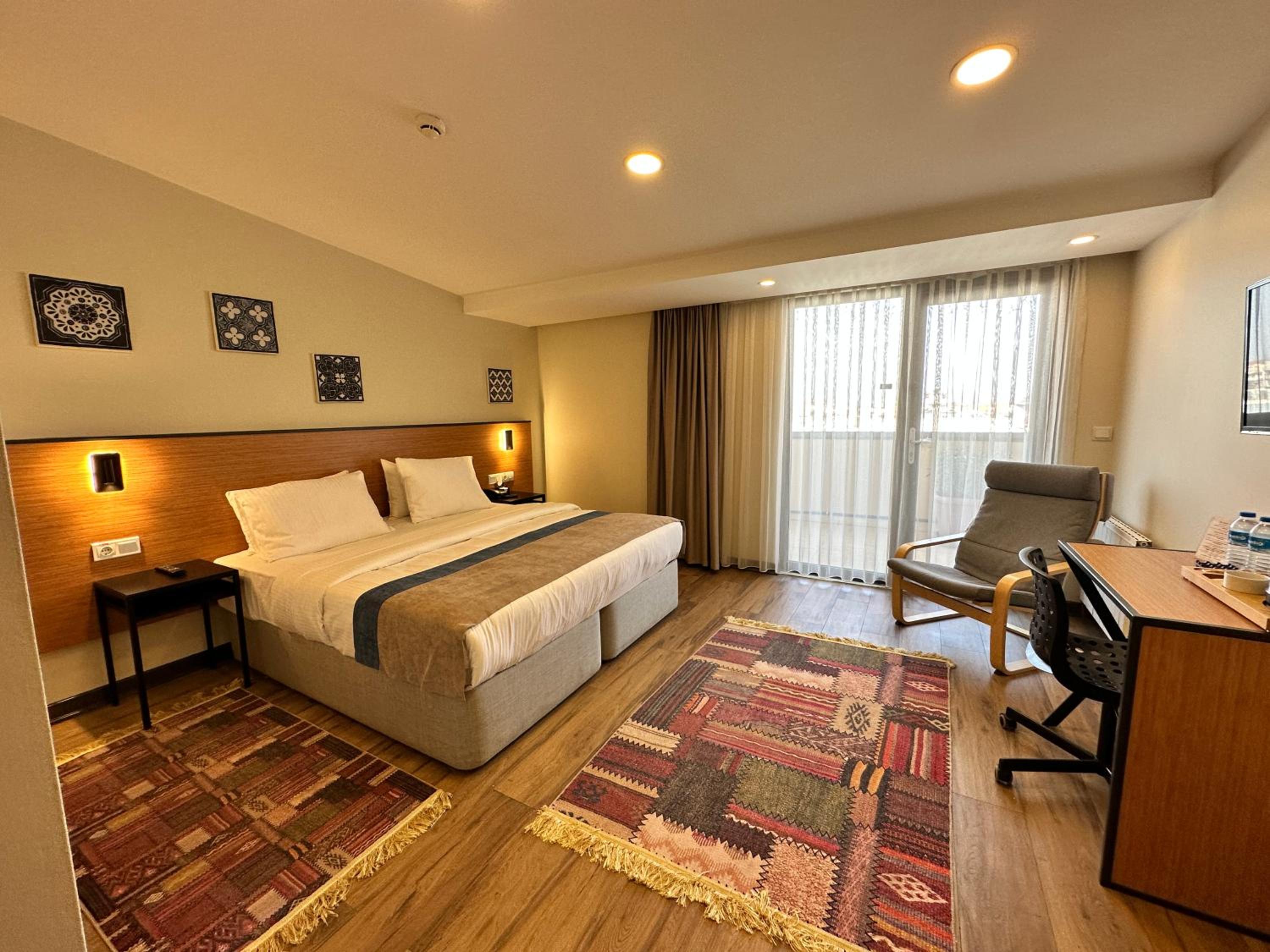 Deluxe Double Room with Balcony