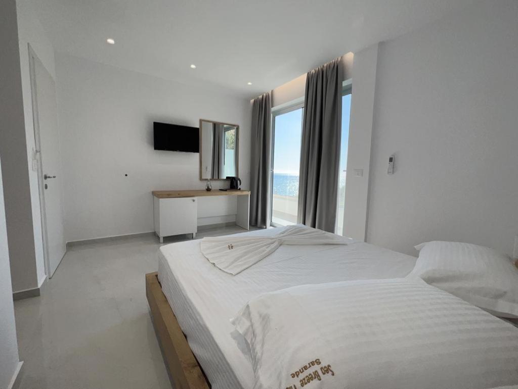 Double Room with Sea View photo 3