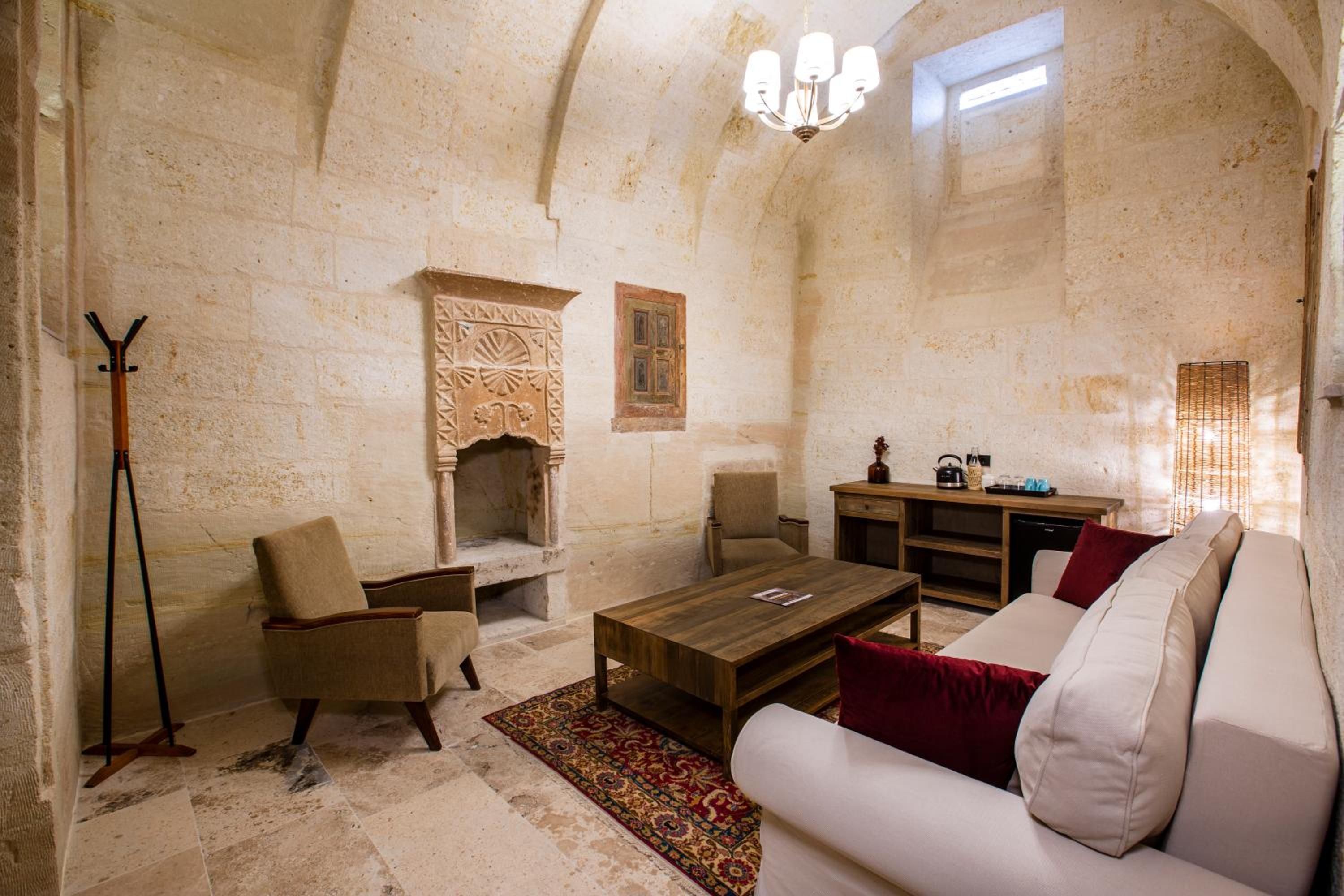 Suite - Photo 4