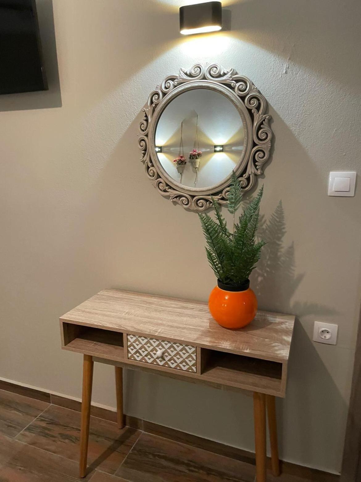 Apartment photo 2