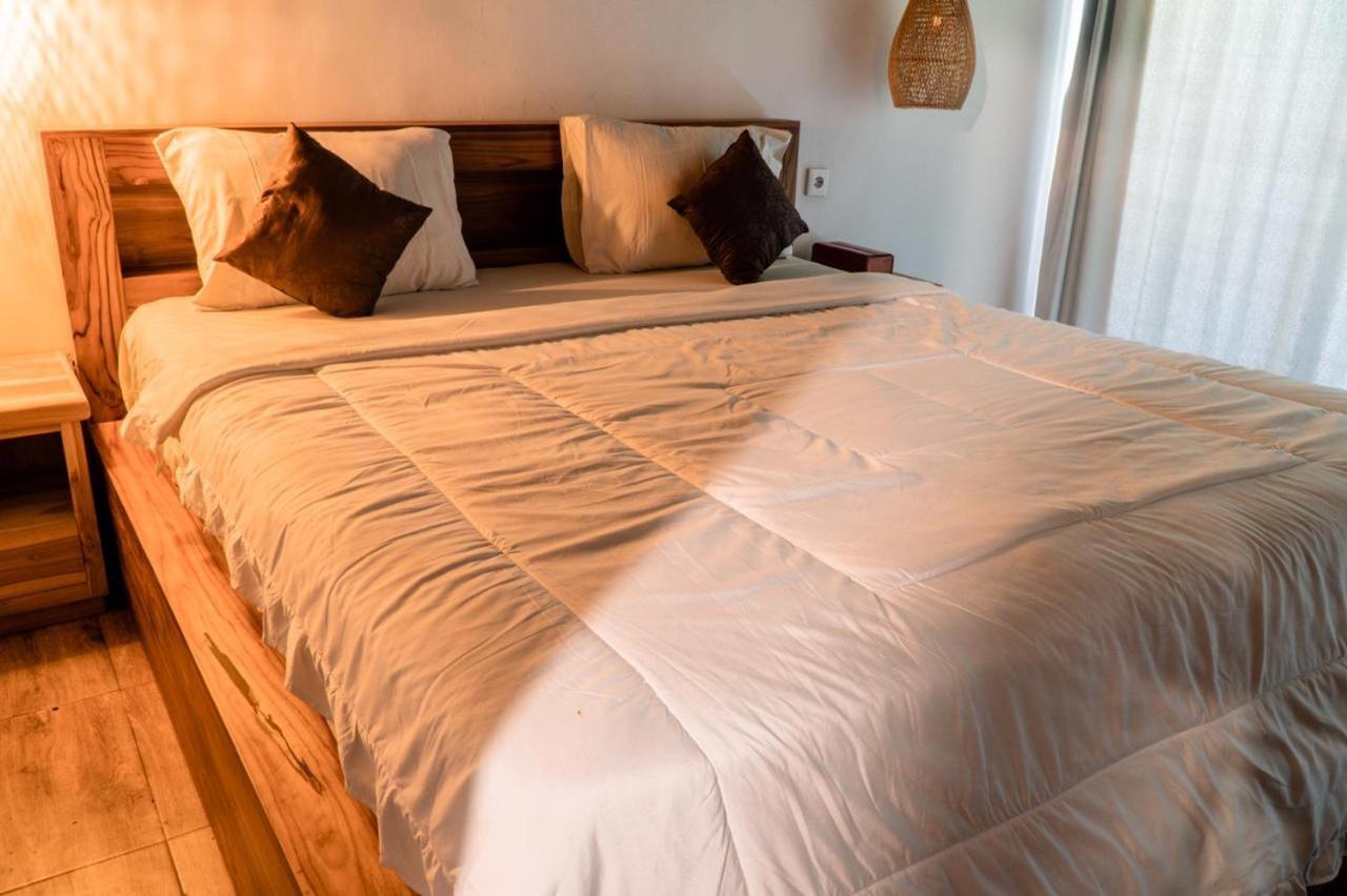 Standard Queen Room - Photo 5