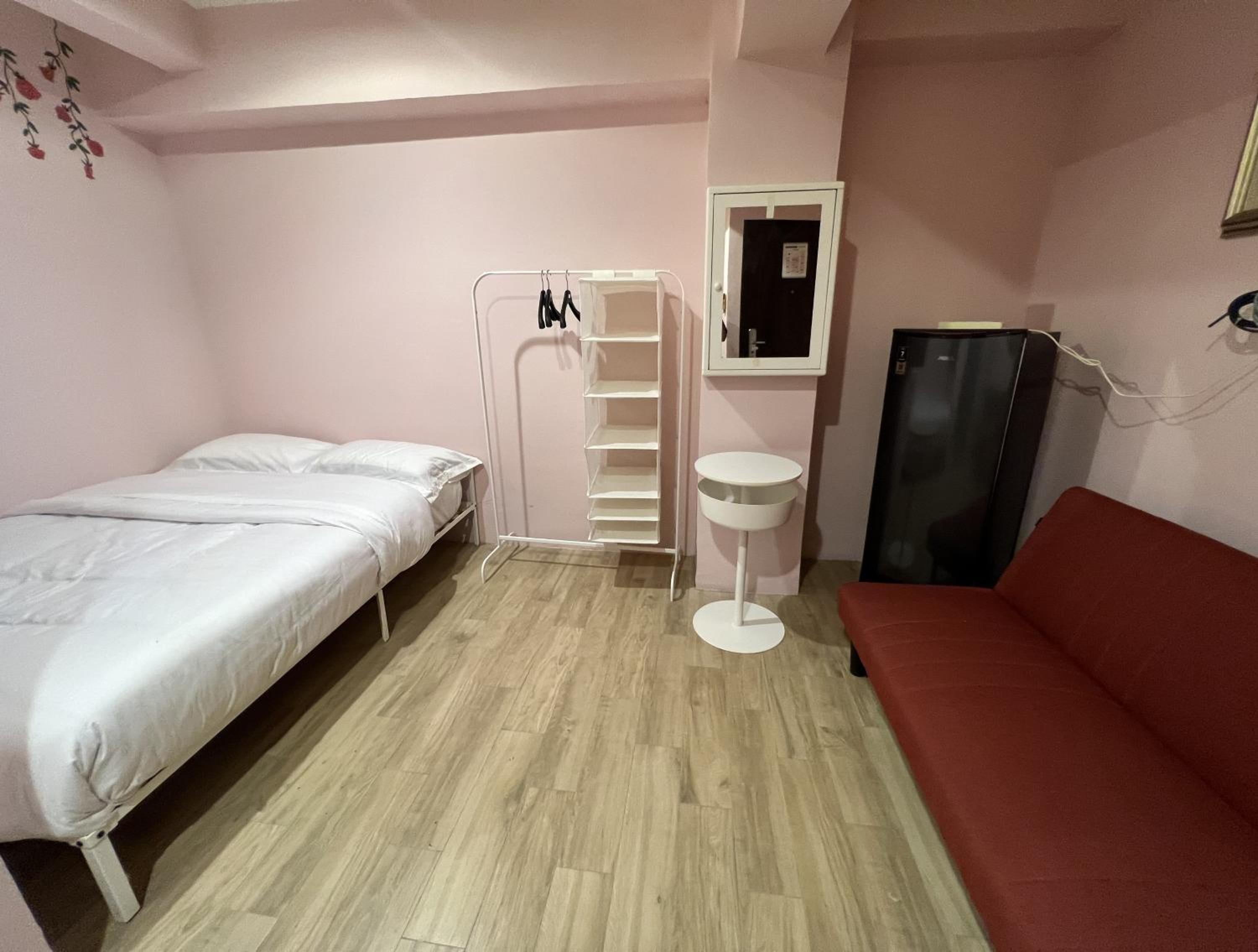 Queen Room - Photo 7