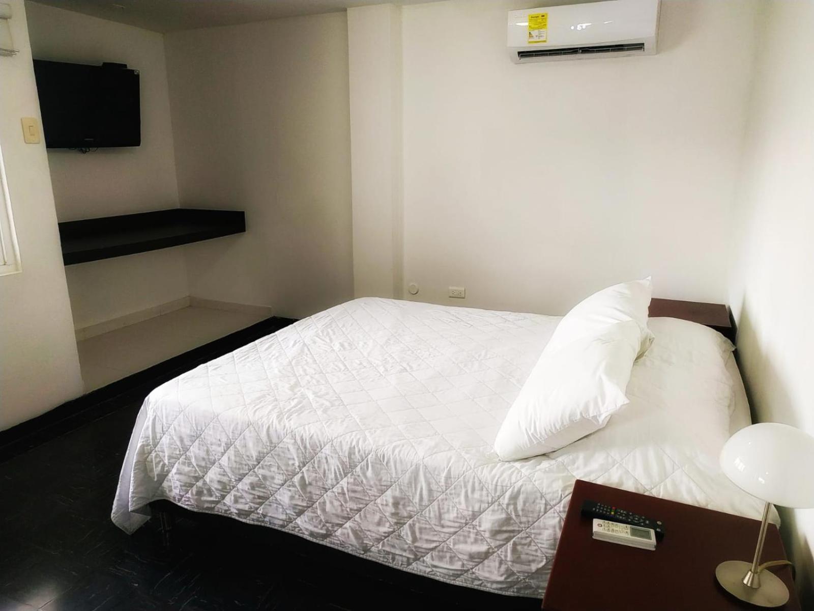 One-Bedroom Suite photo 2