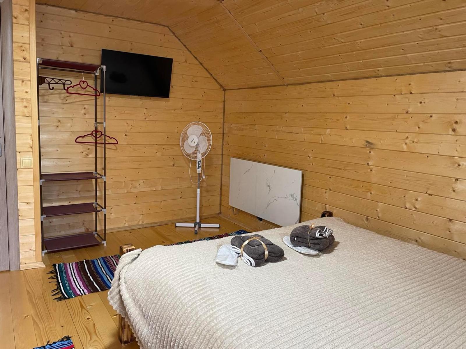 Three-Bedroom Apartment photo 1