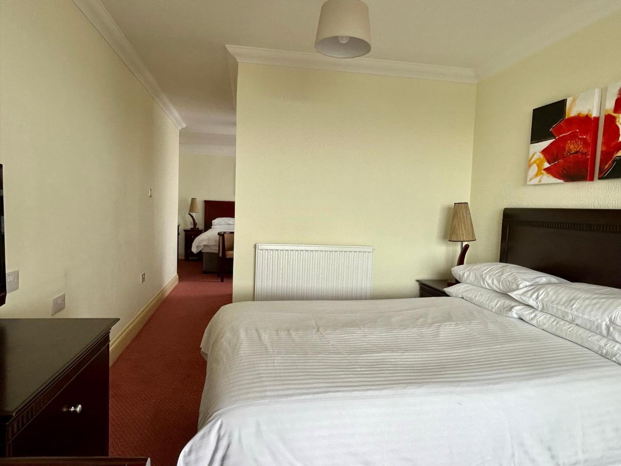 Family Suite, Side Sea View, 2 Adults and 2 Children