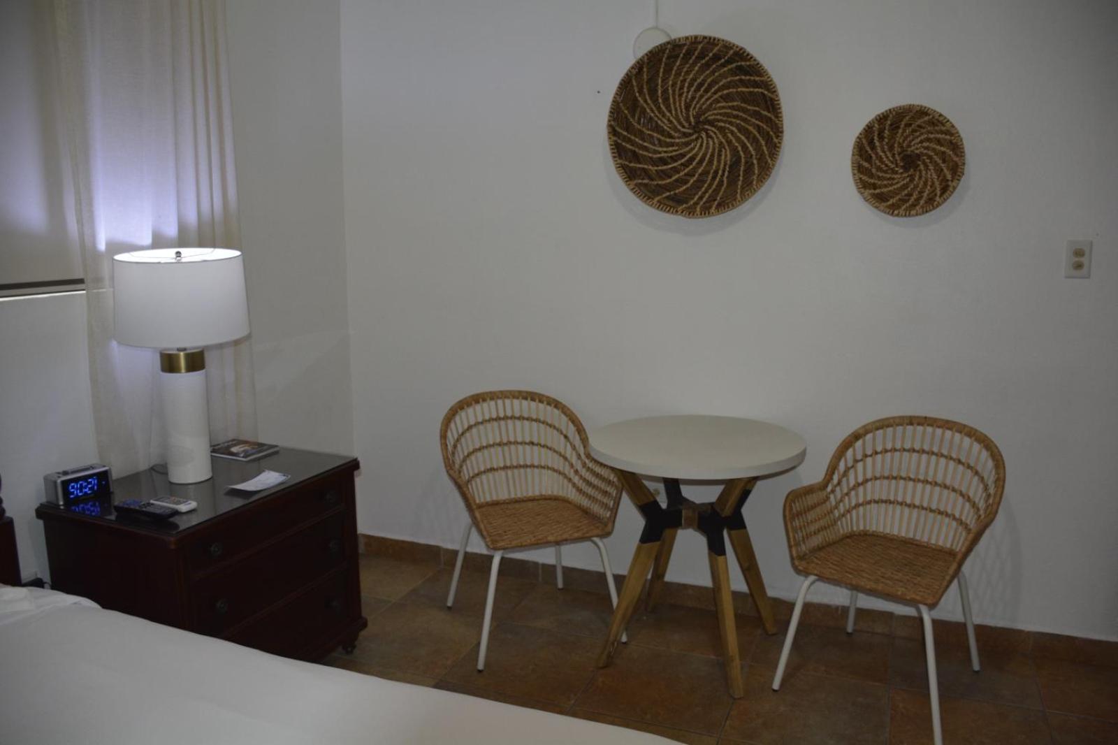 Queen Room photo 3