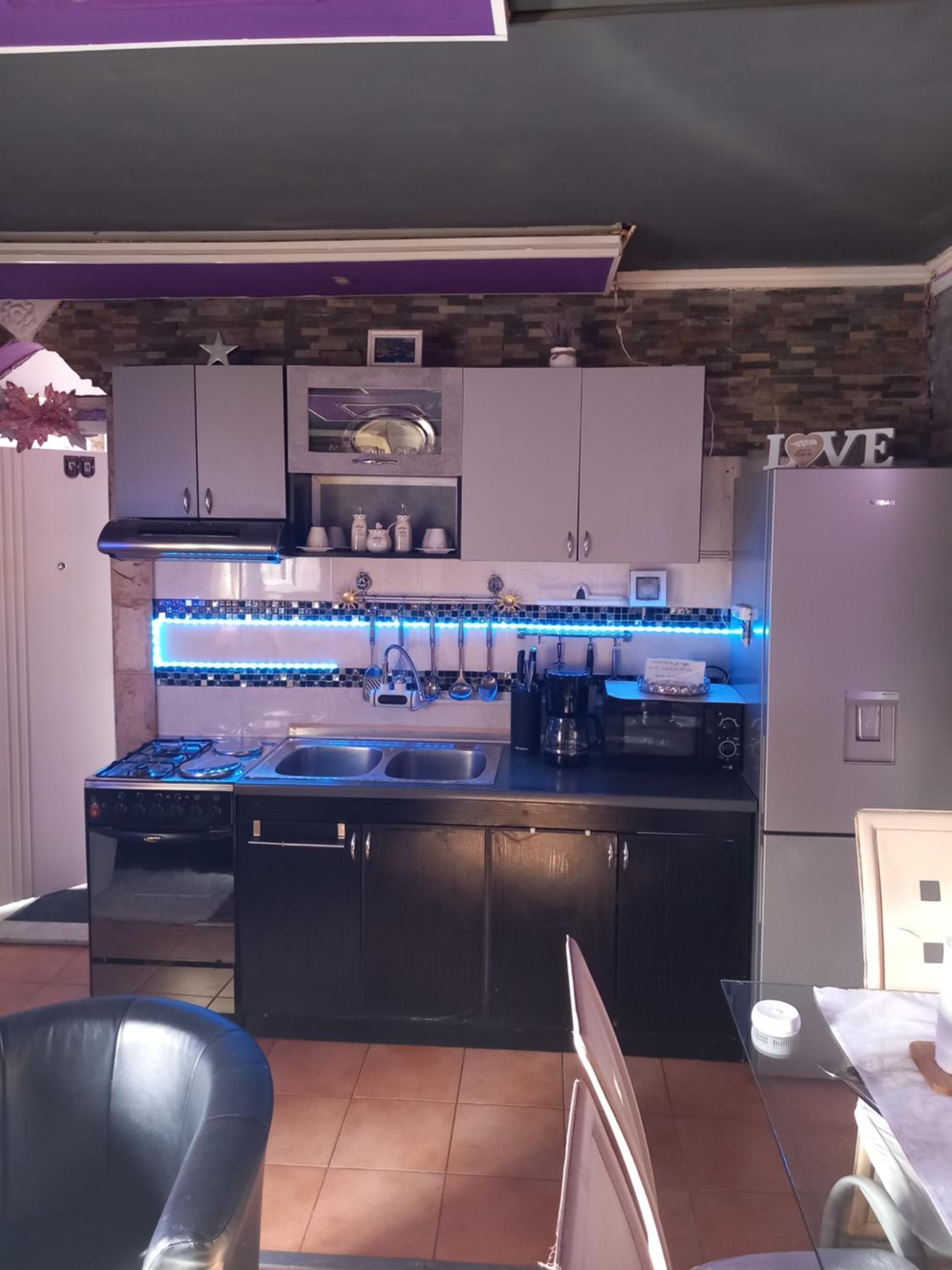 Two-Bedroom Apartment - Photo 17