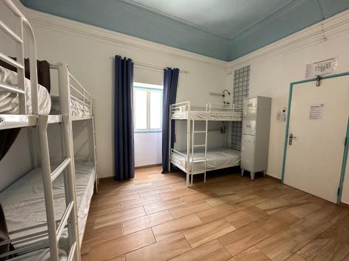 Bed in 8-Bed Mixed Dormitory Room photo 2