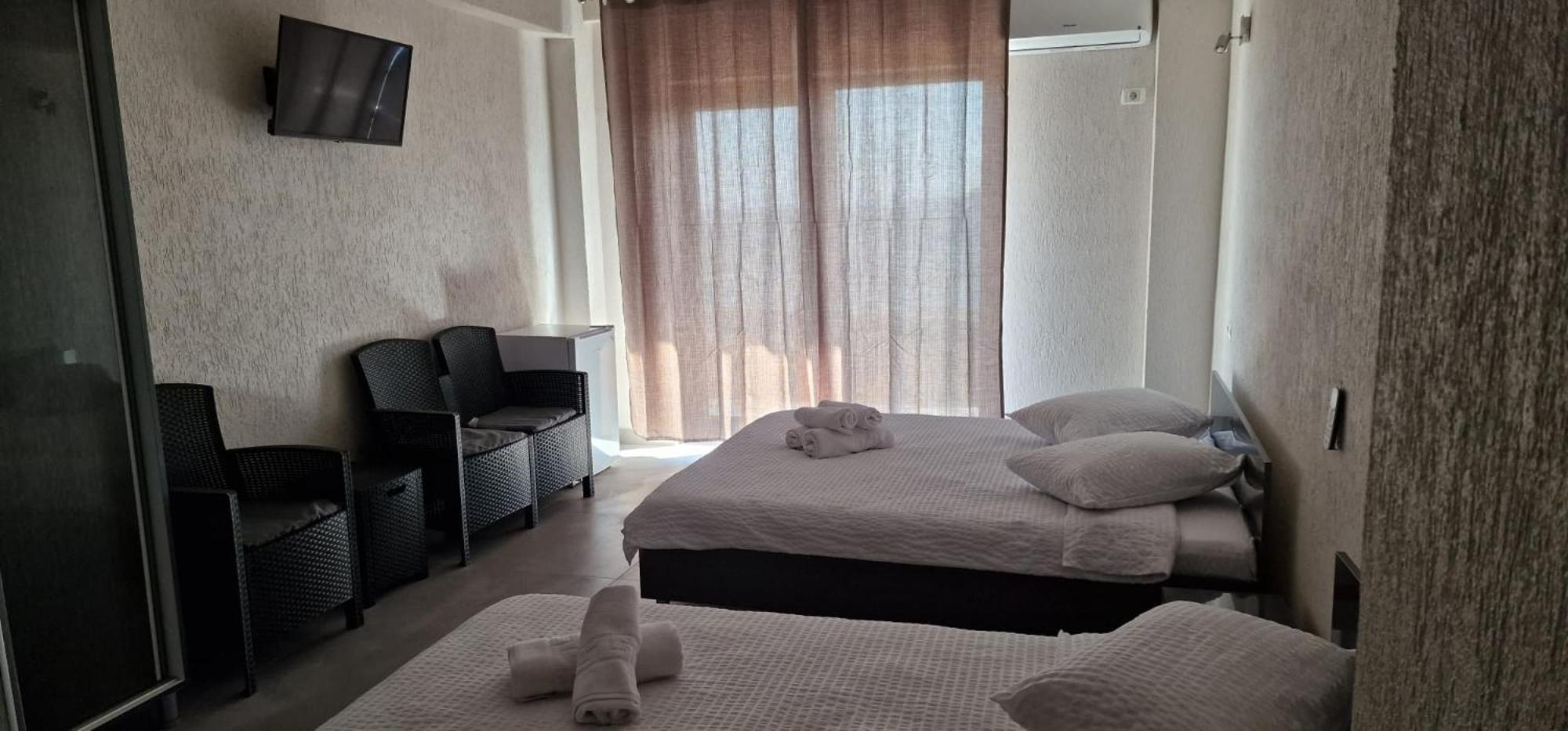 Triple Room with Balcony photo 3
