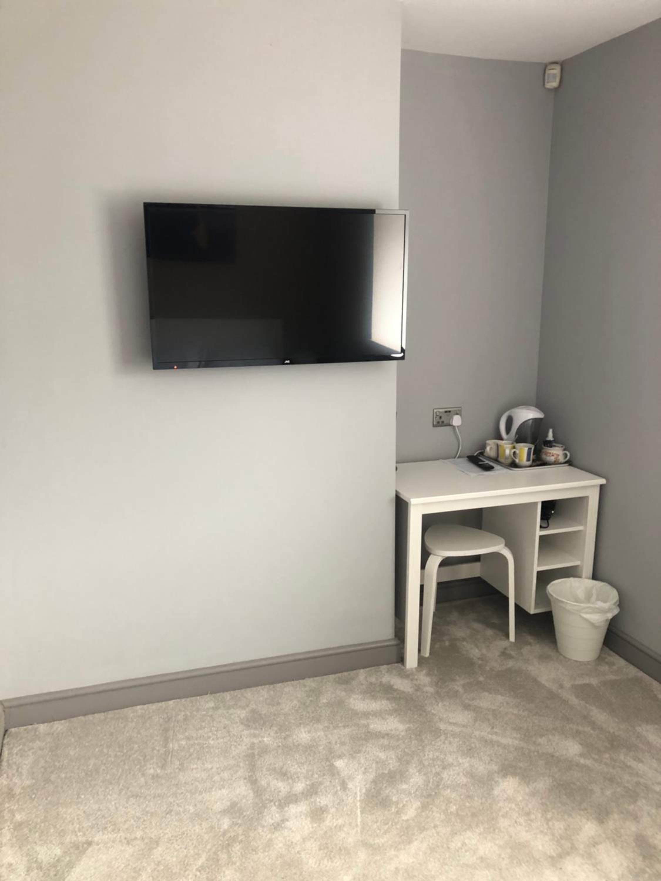 Triple Room With Bathroom photo 2