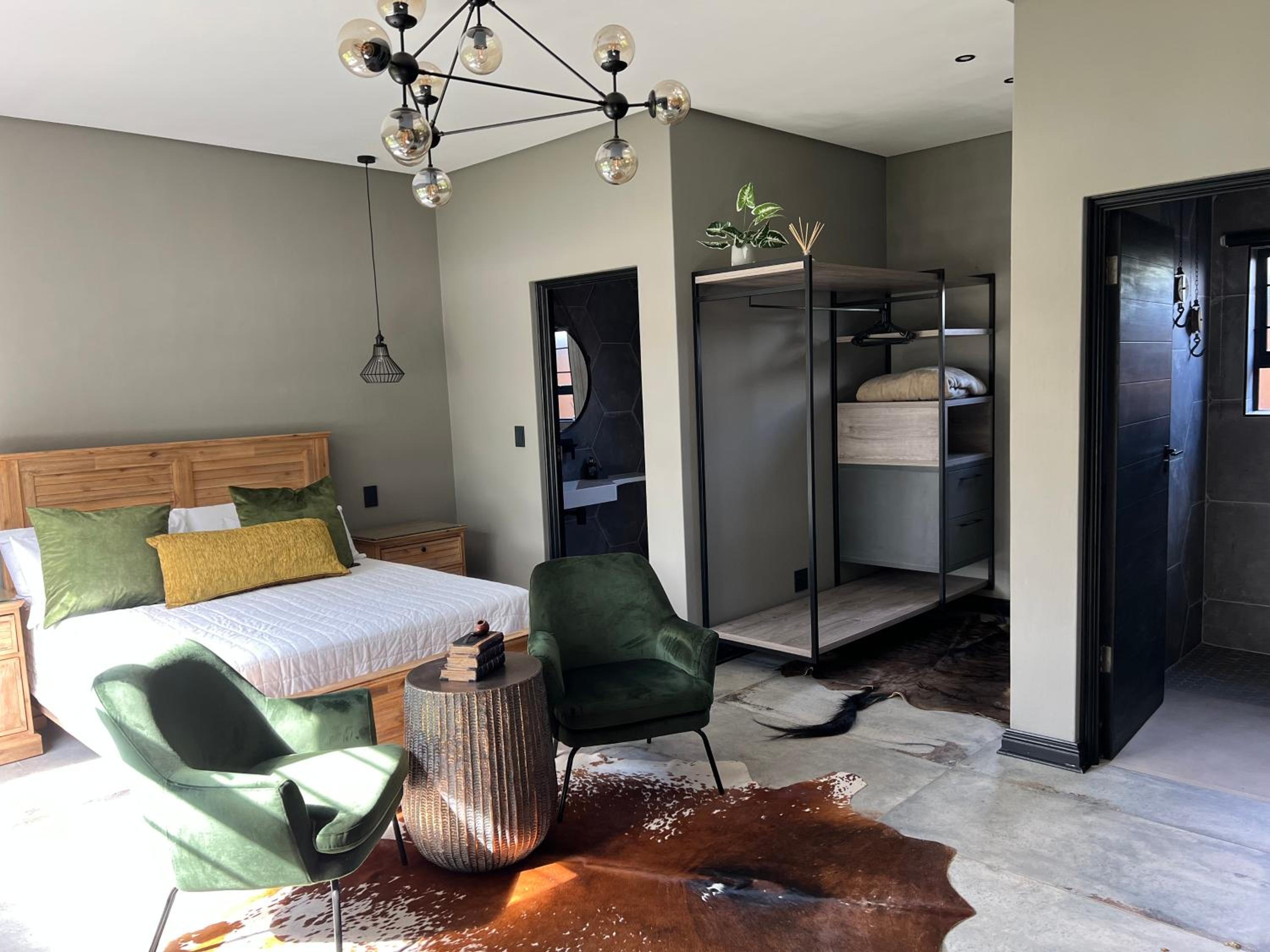 Deluxe Double Room with Shower - Photo 2