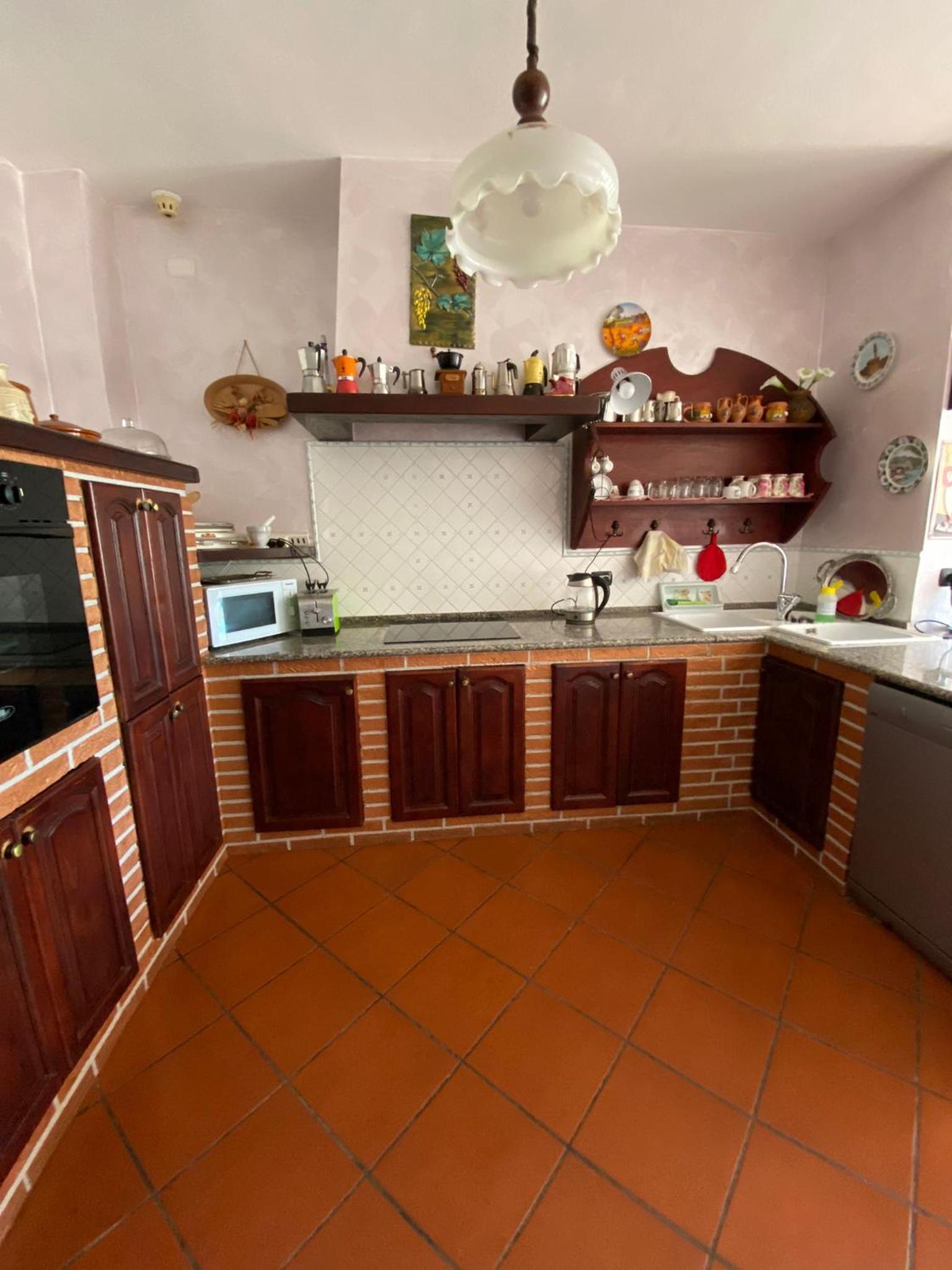 Double or Twin Room - Photo 17