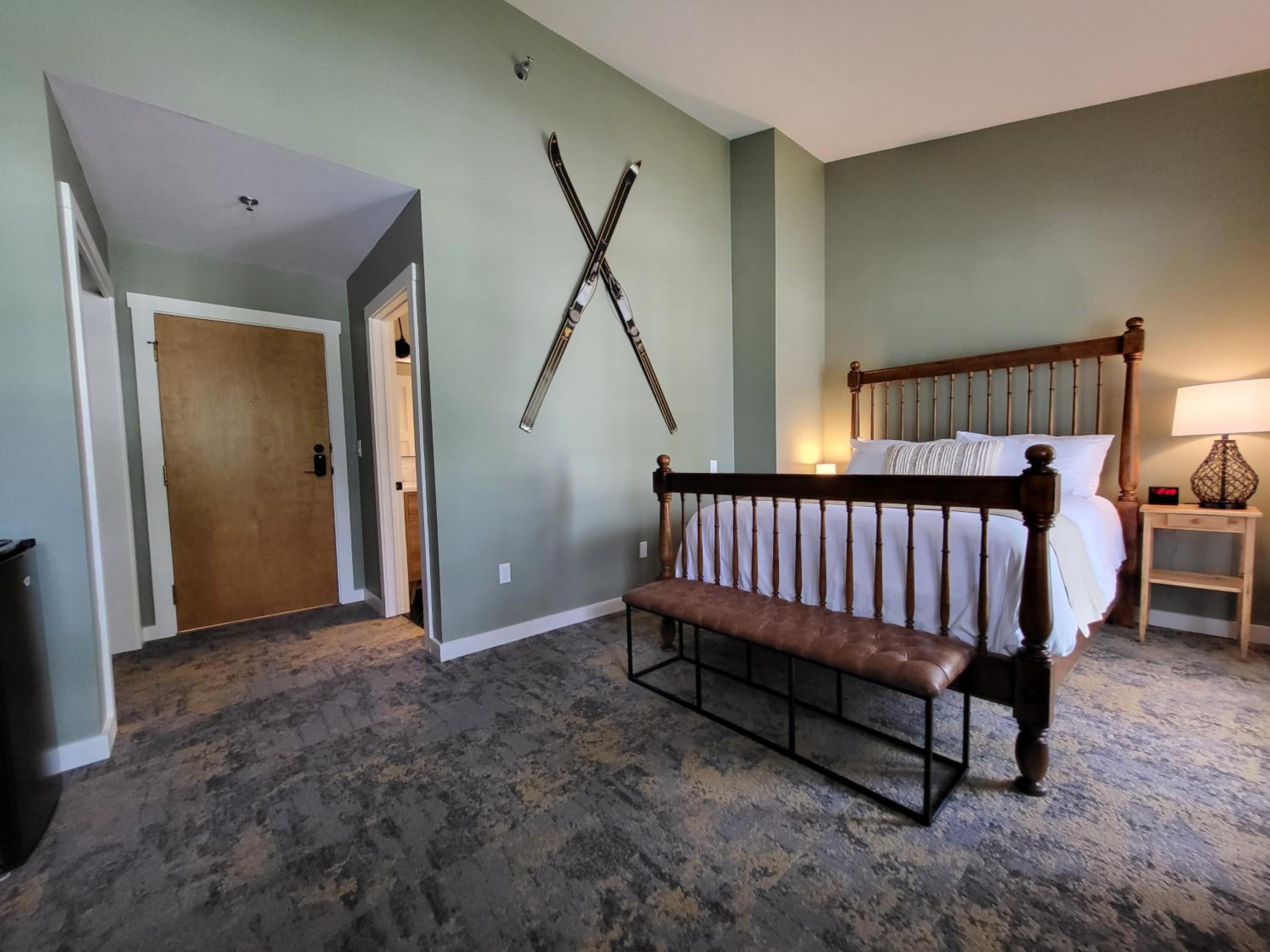 Queen Room with Balcony