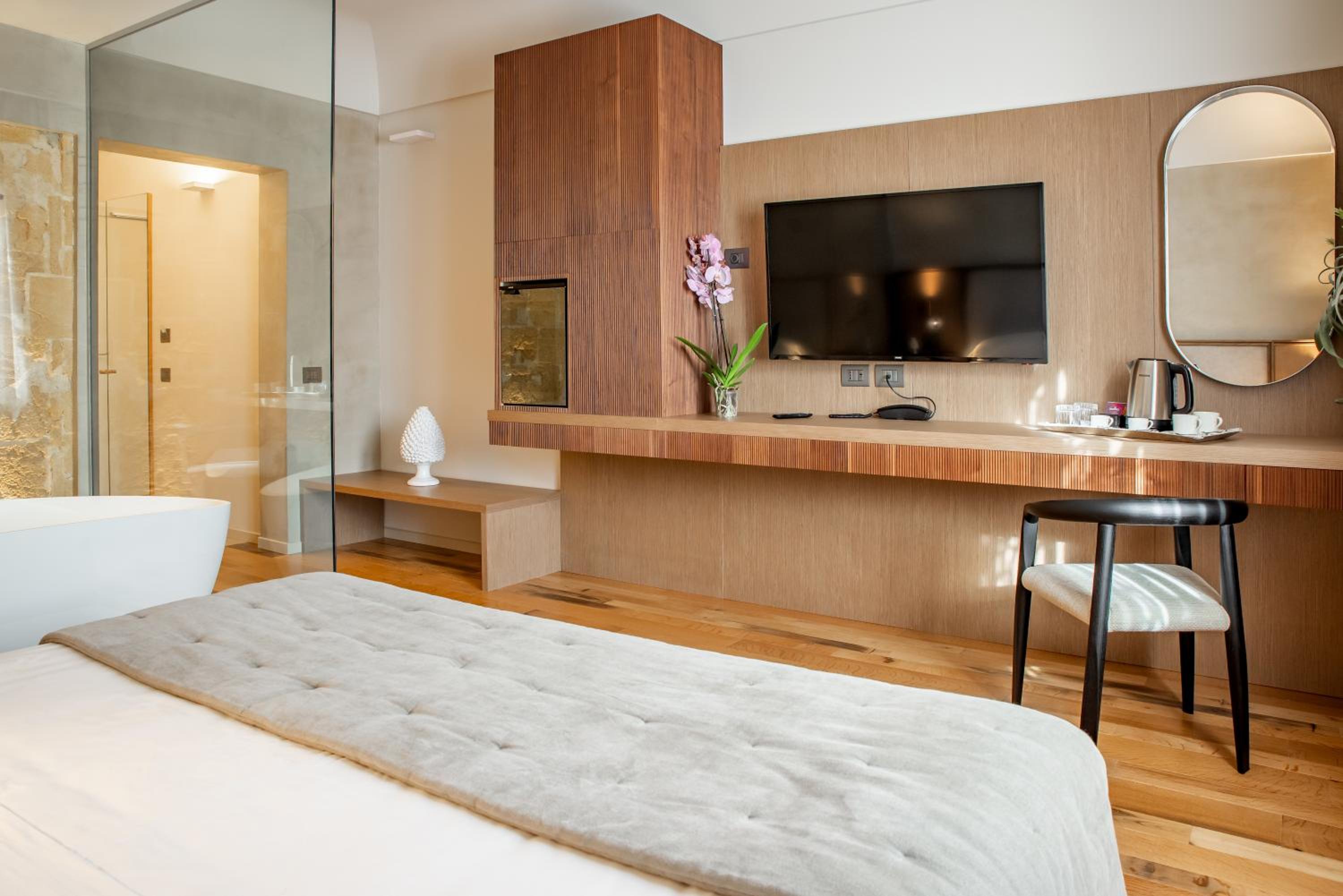 Junior Suite - Photo 10