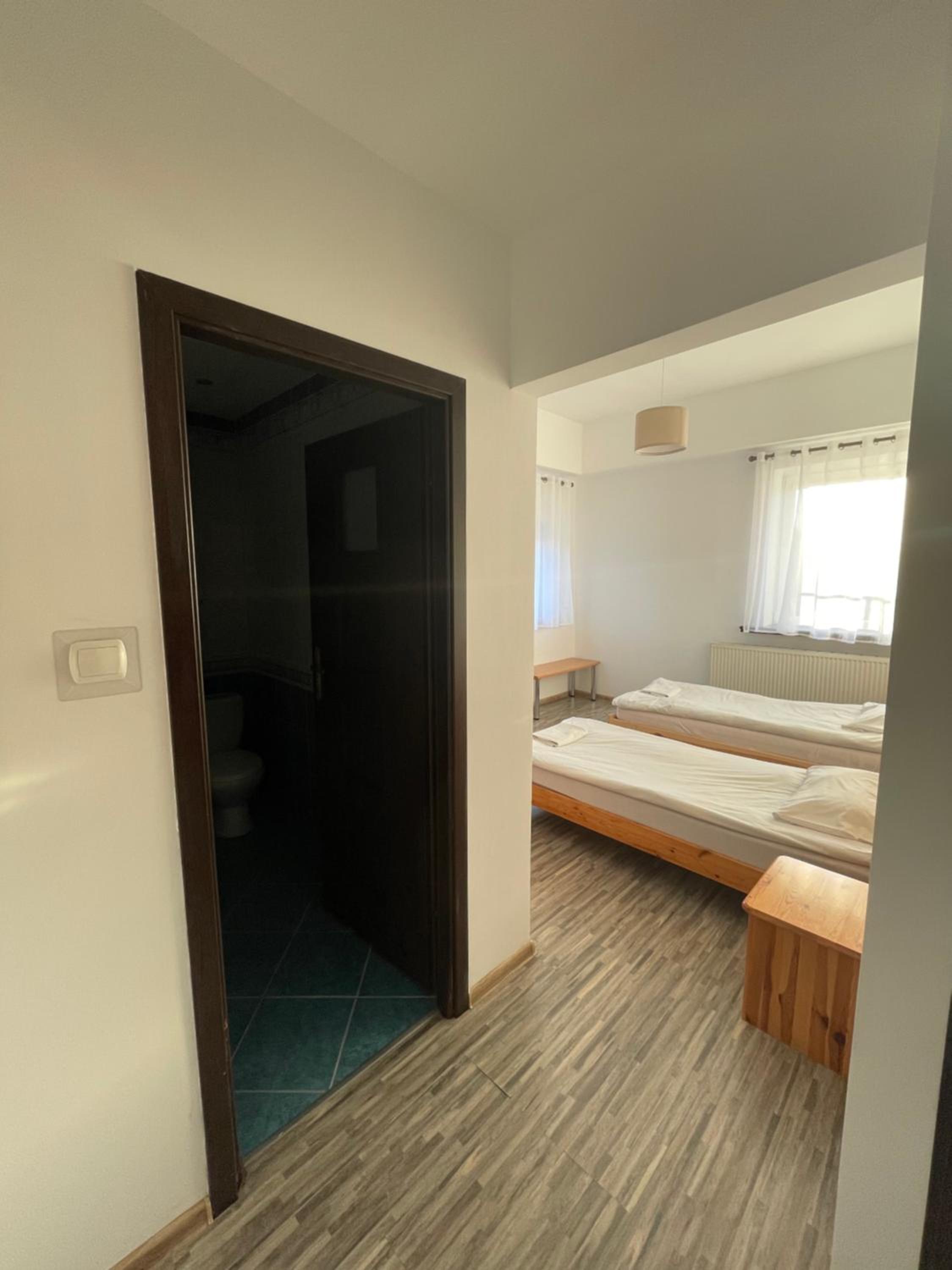 Large Double Room photo 1