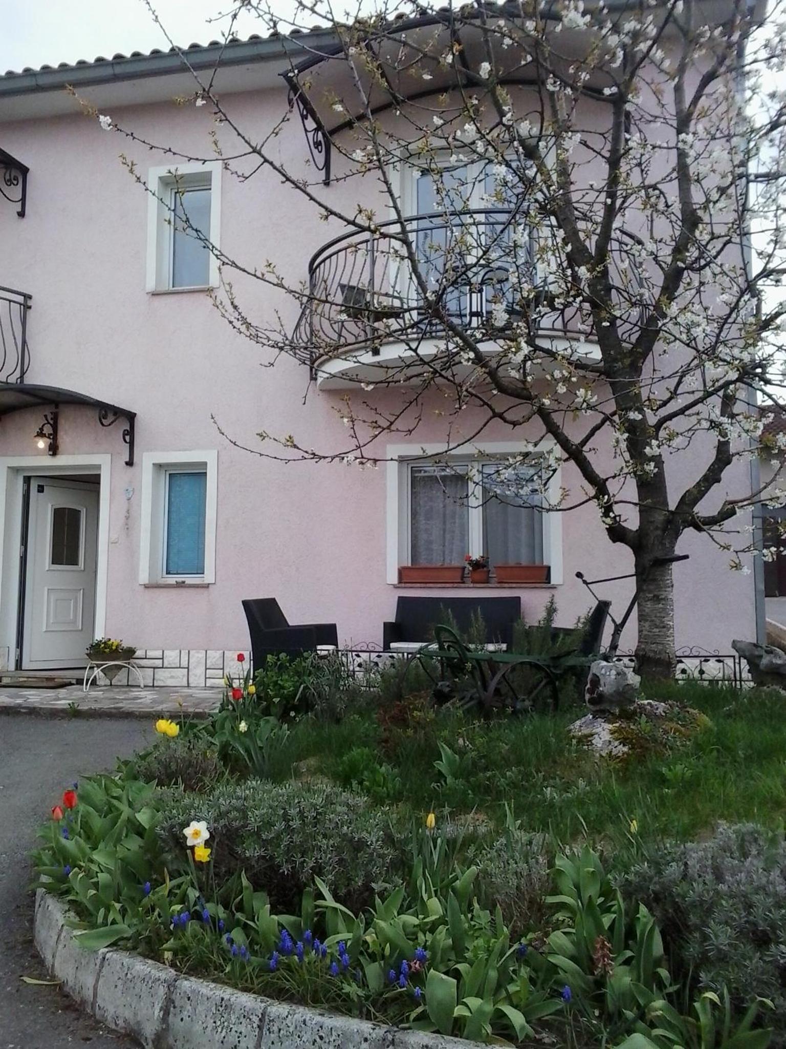 Two-Bedroom Apartment with Terrace - Photo 16