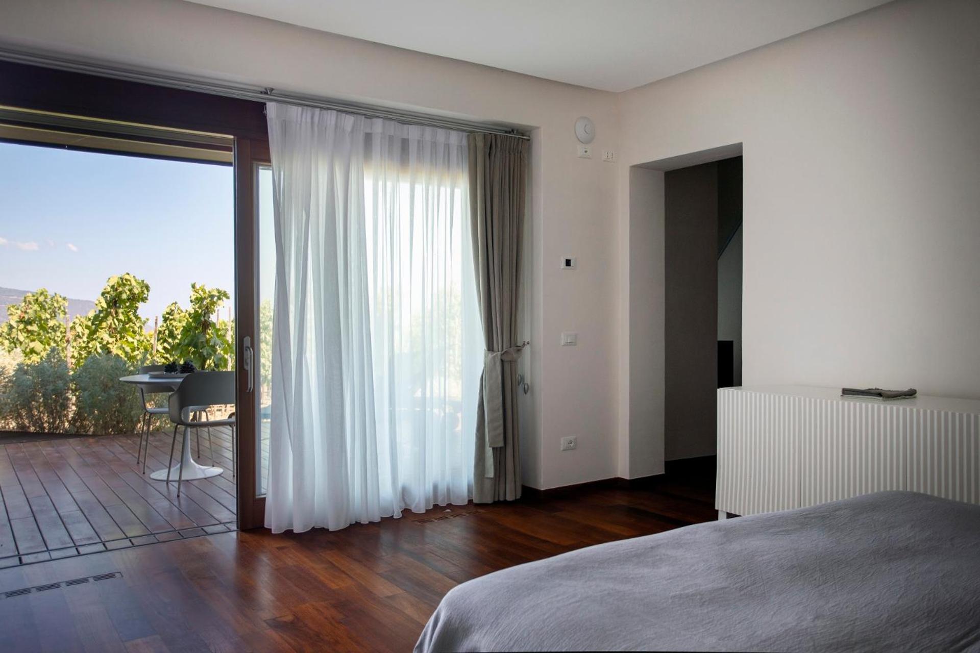 Villa with Sea View photo 2