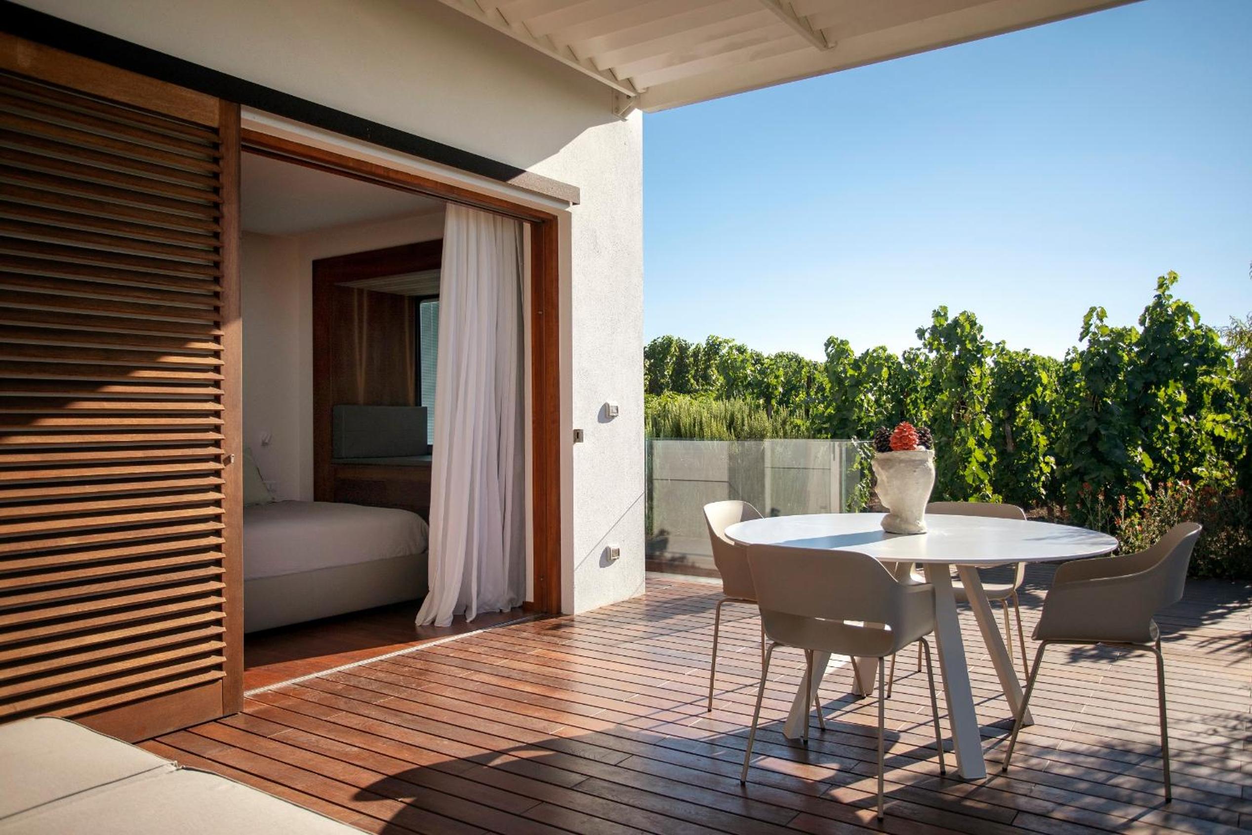 Villa with Sea View - Photo 5