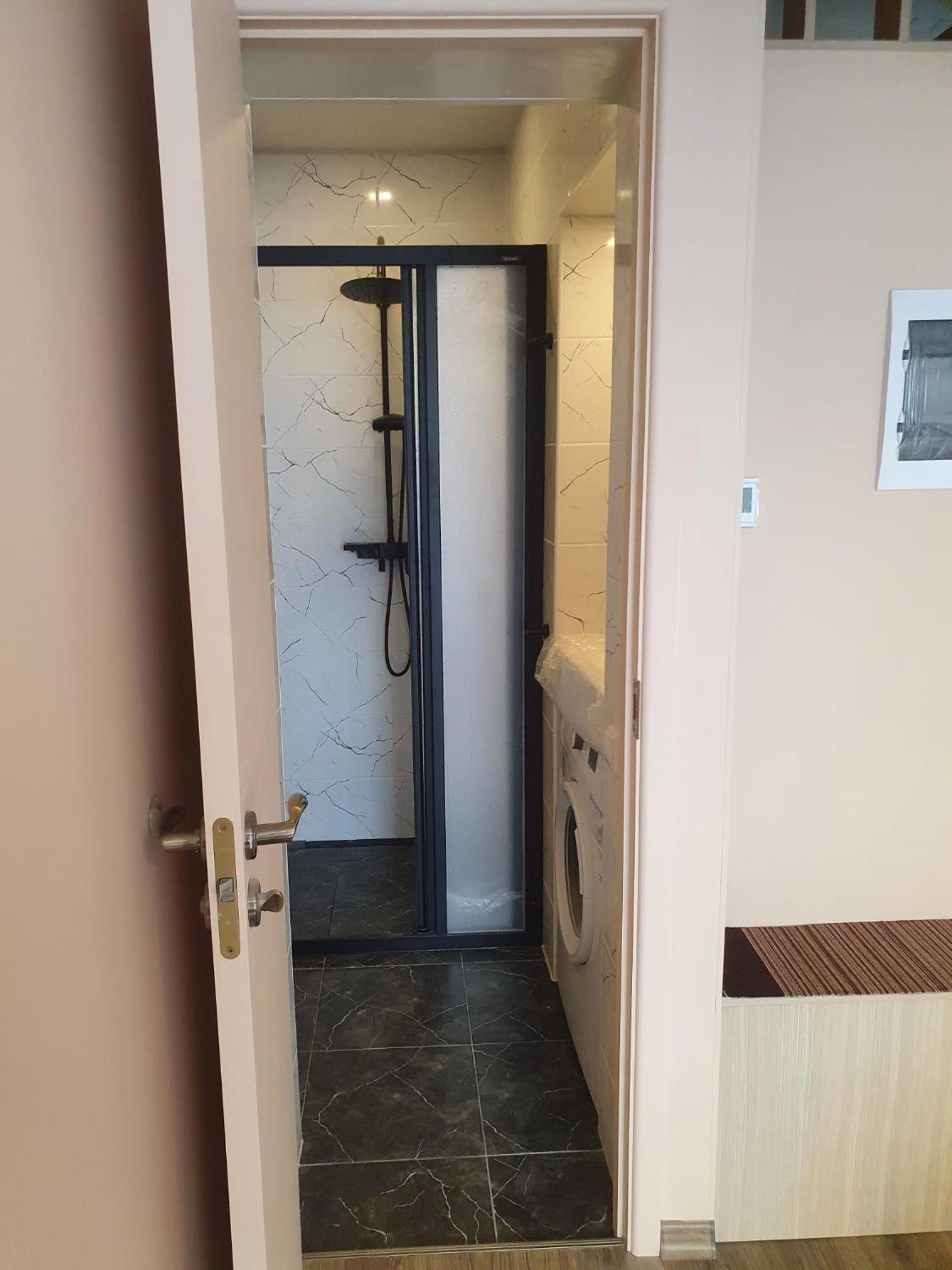 Apartment - Photo 32