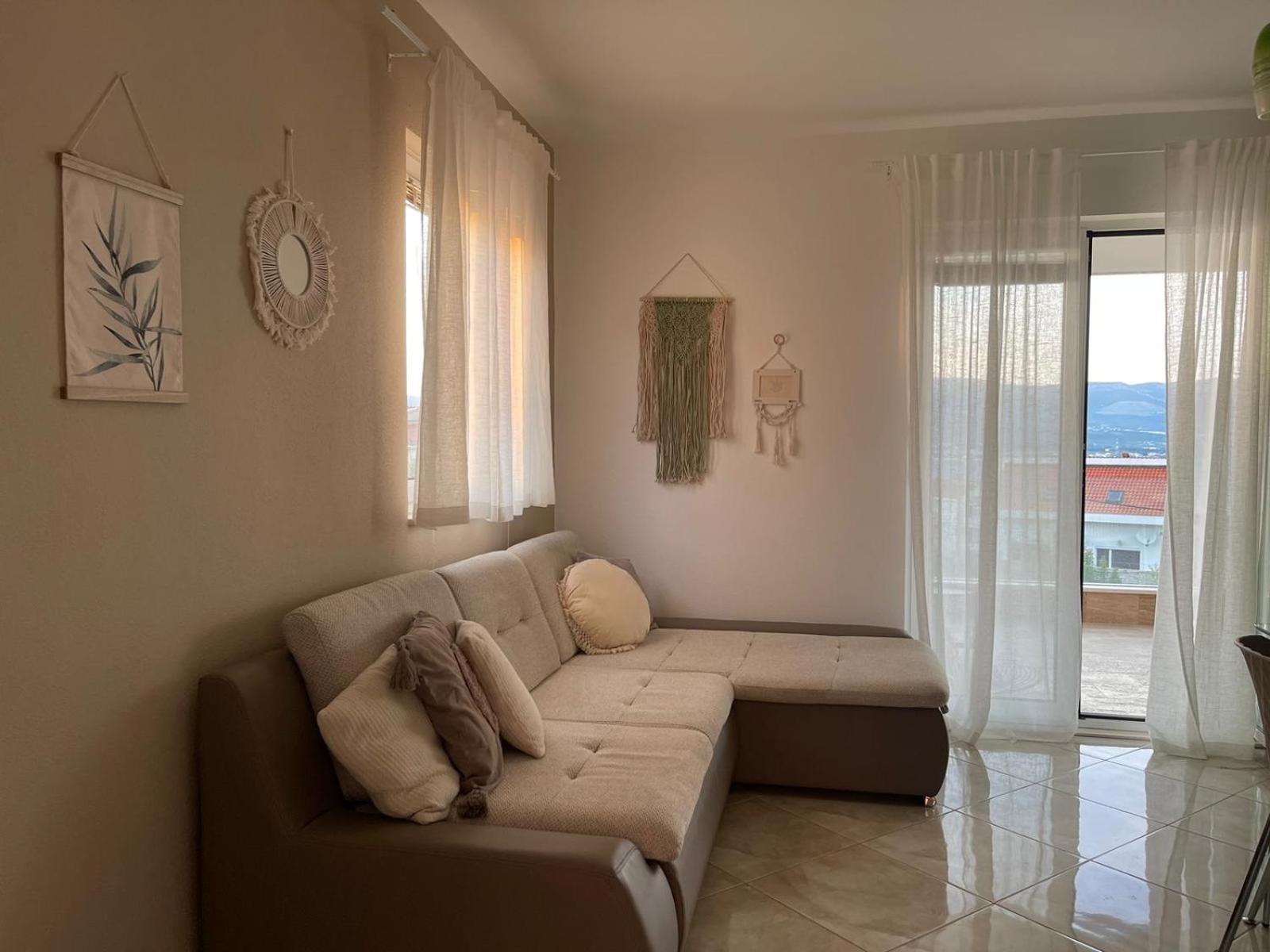 One-Bedroom Apartment with Sea View