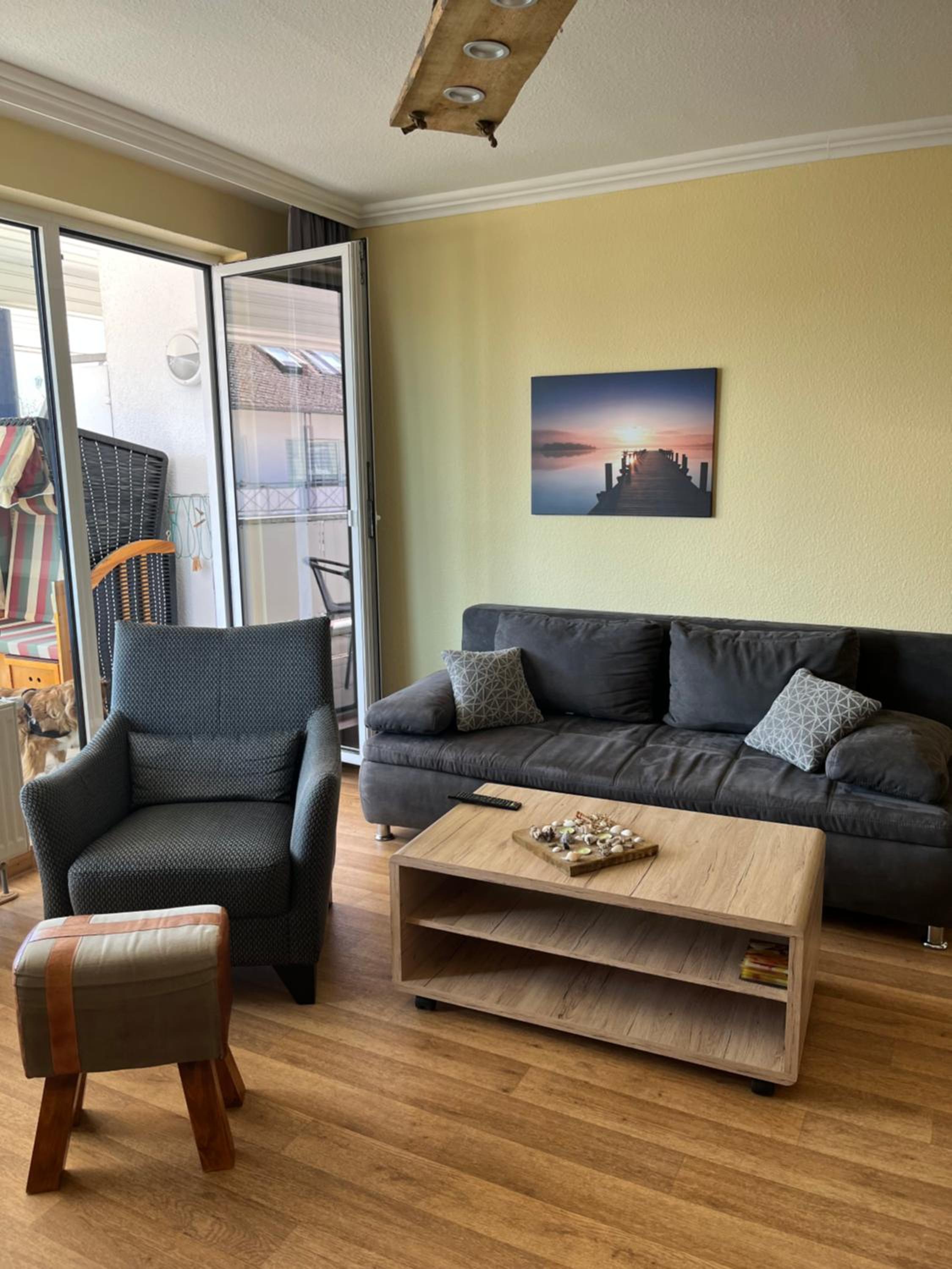 Apartment photo 1