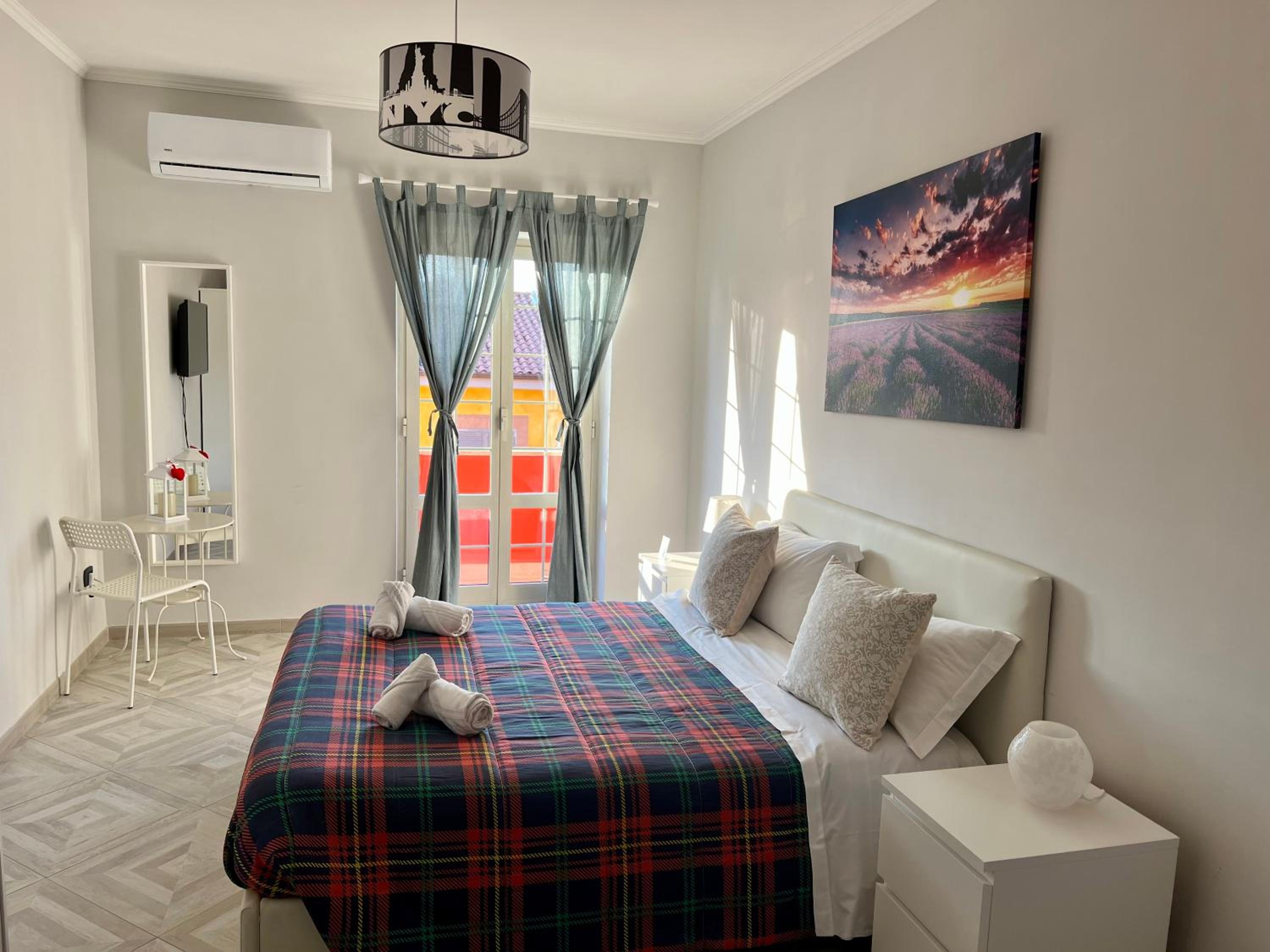 Double Room with Private External Bathroom photo 1