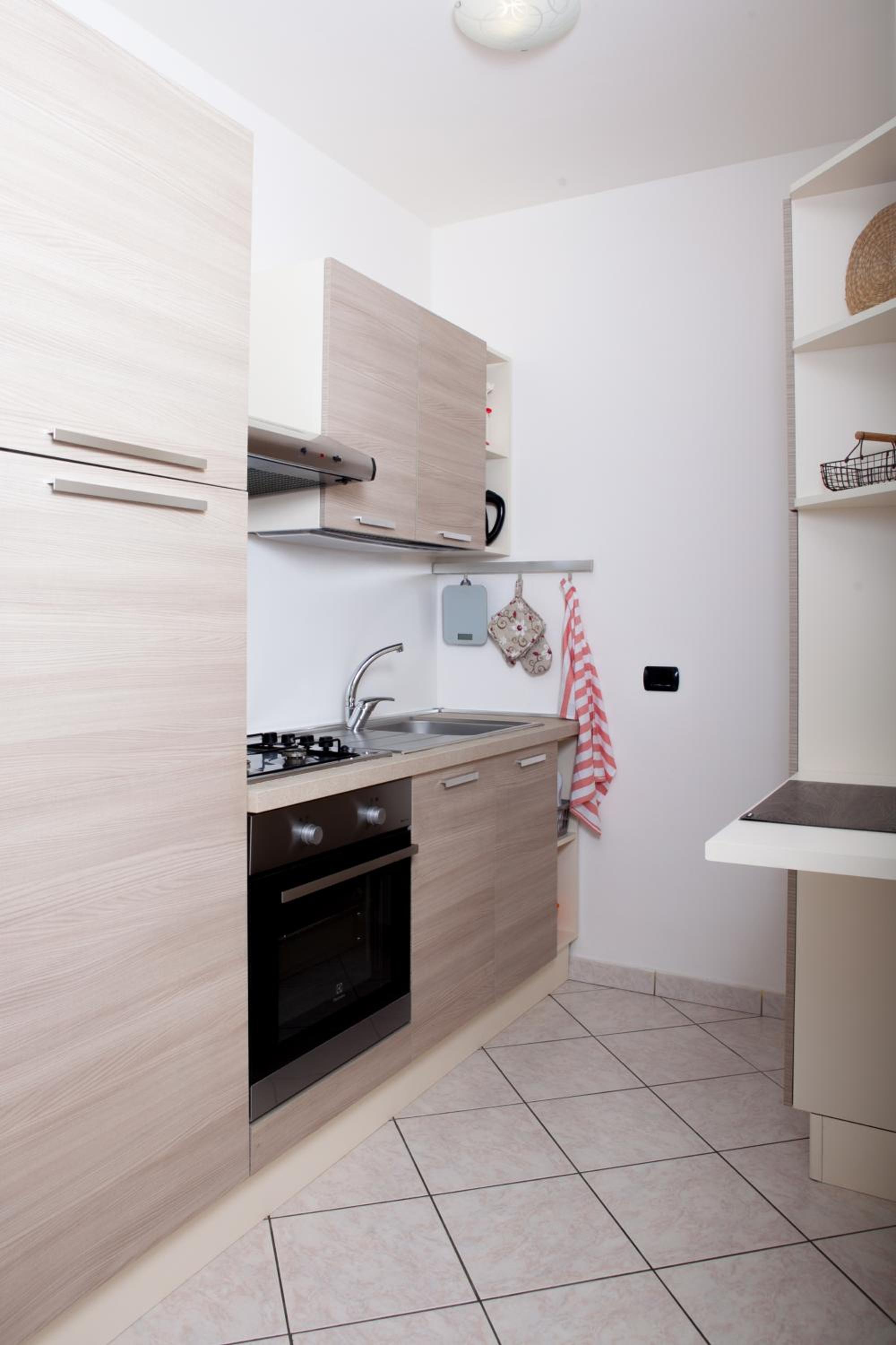 Studio Apartment - Photo 7
