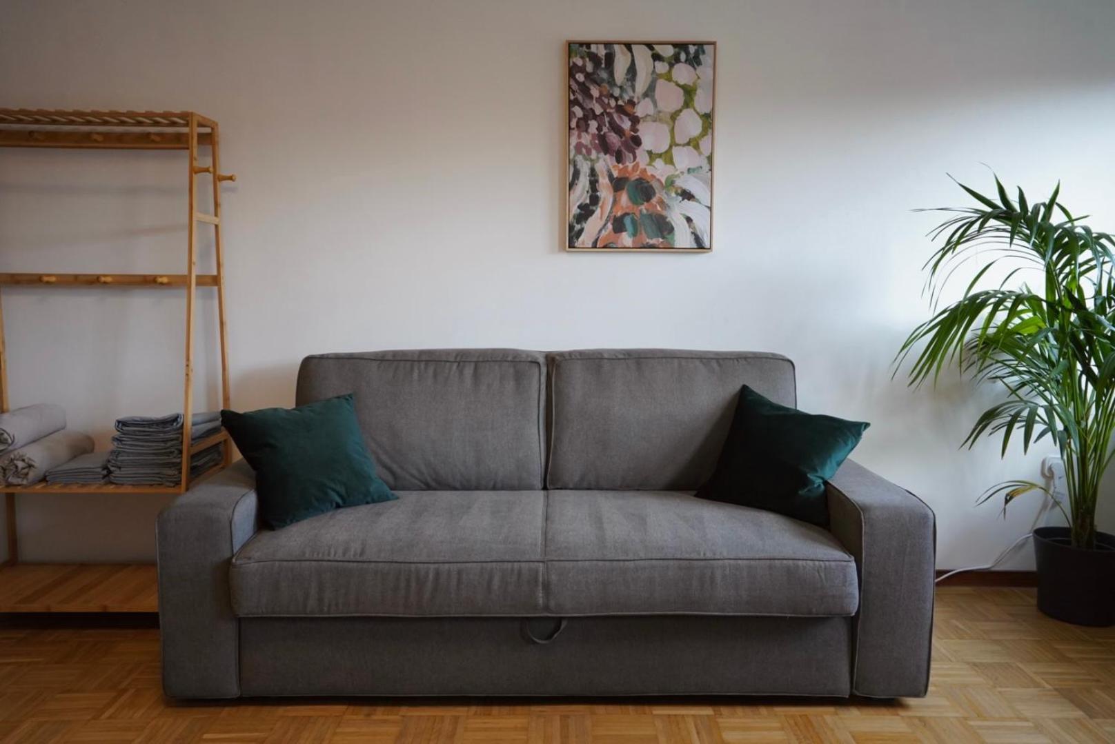 Apartment photo 2