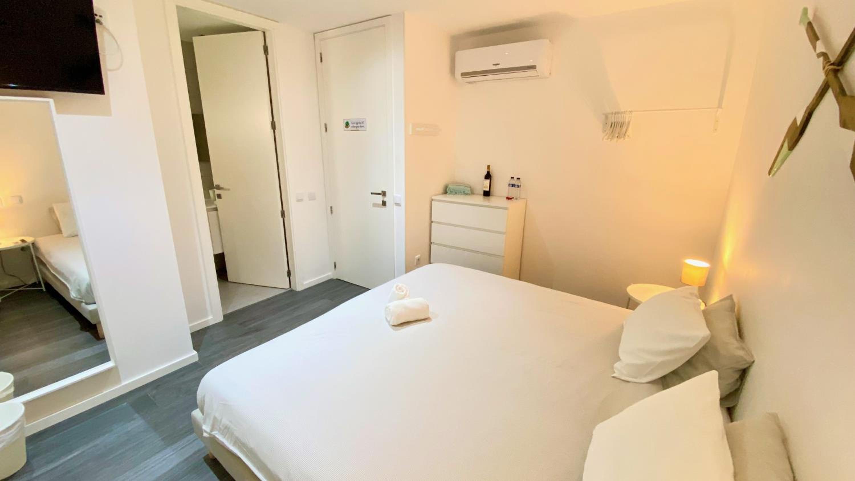 Deluxe Double or Twin Room - Photo 1