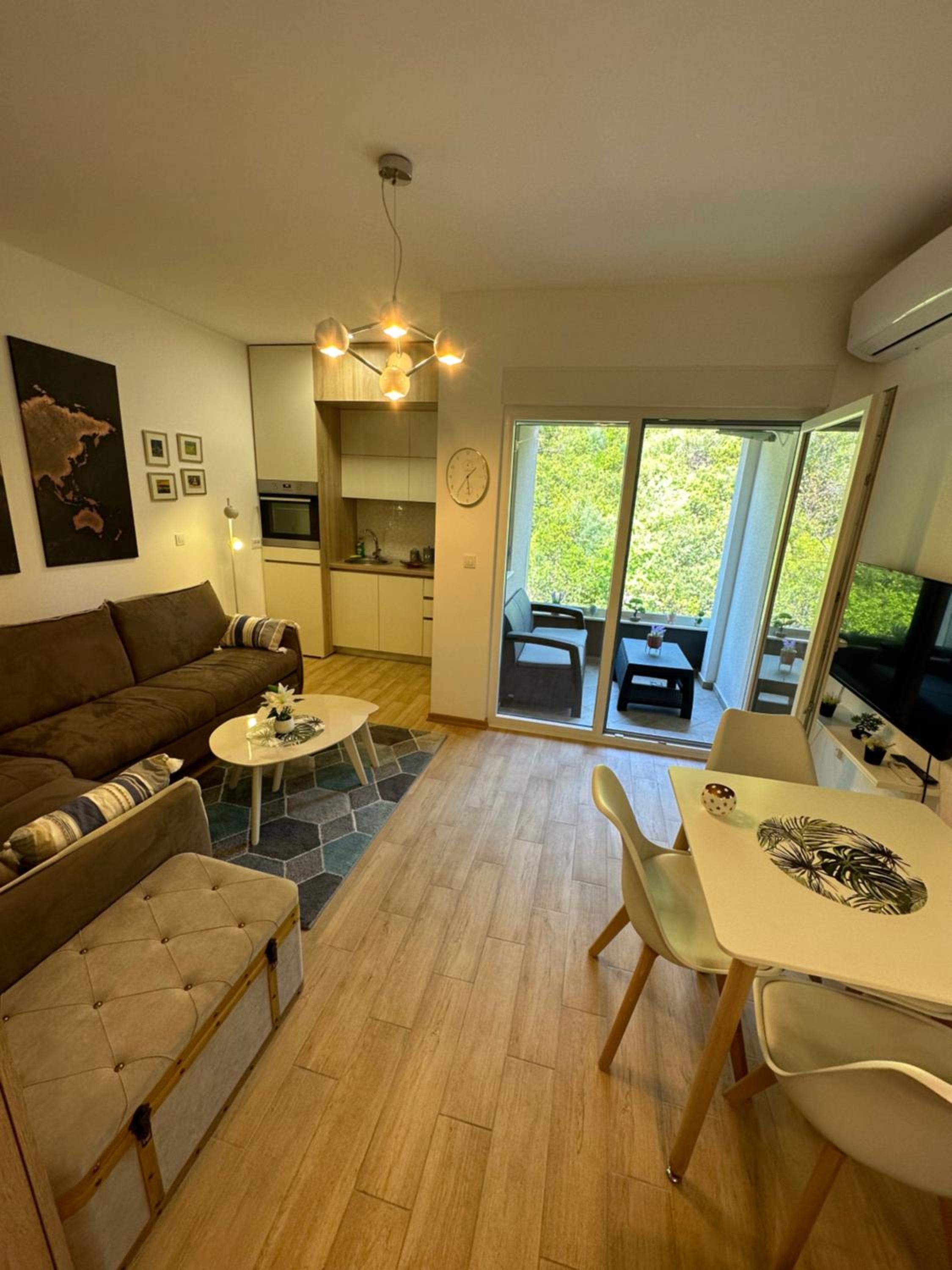 Studio Apartment