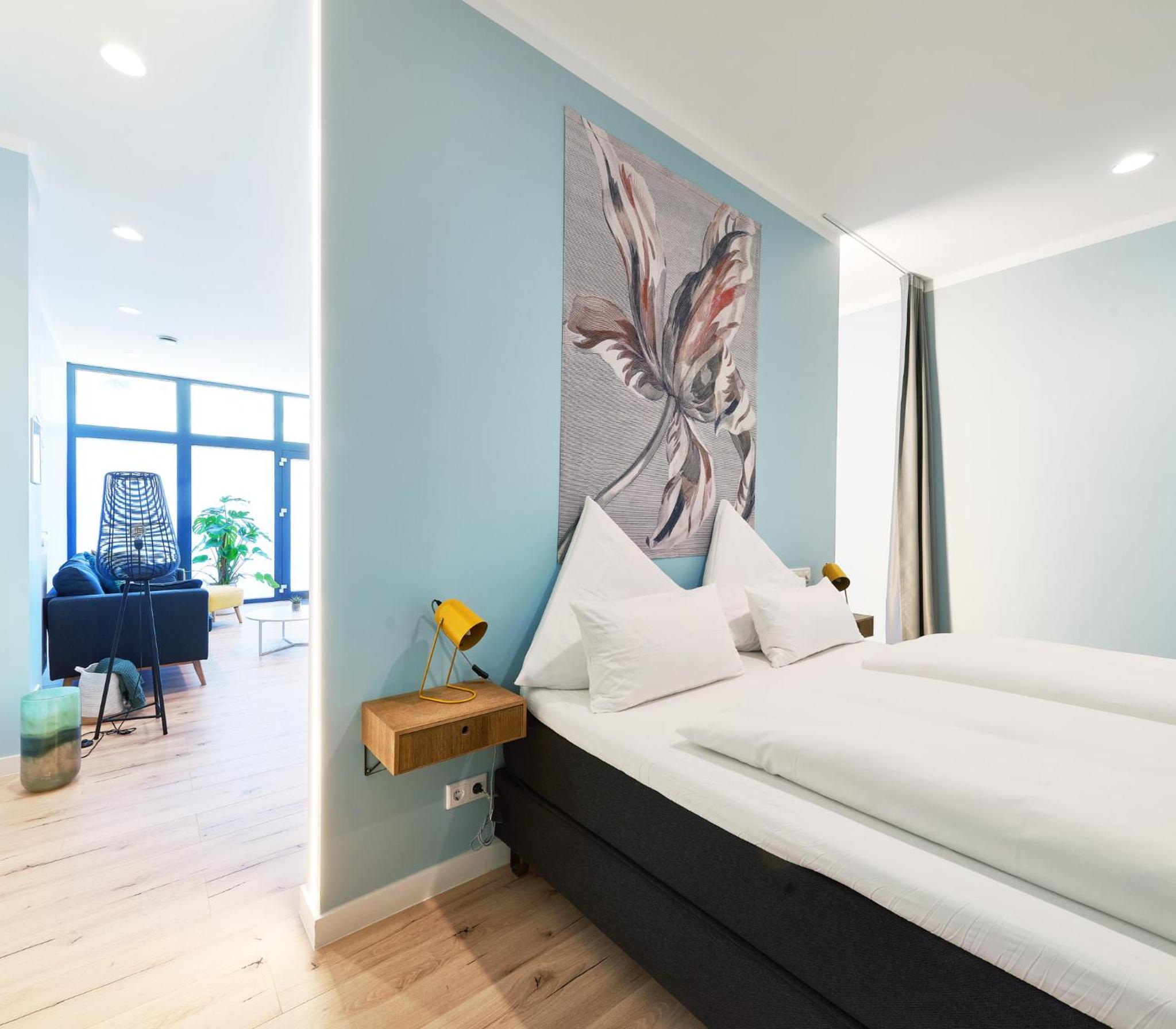 Studio Apartment photo 1