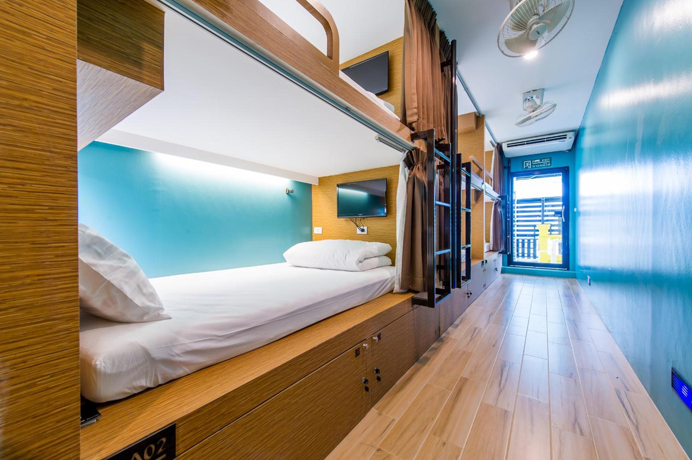 Bed In 8-Bed Mixed Dormitory Room photo 3
