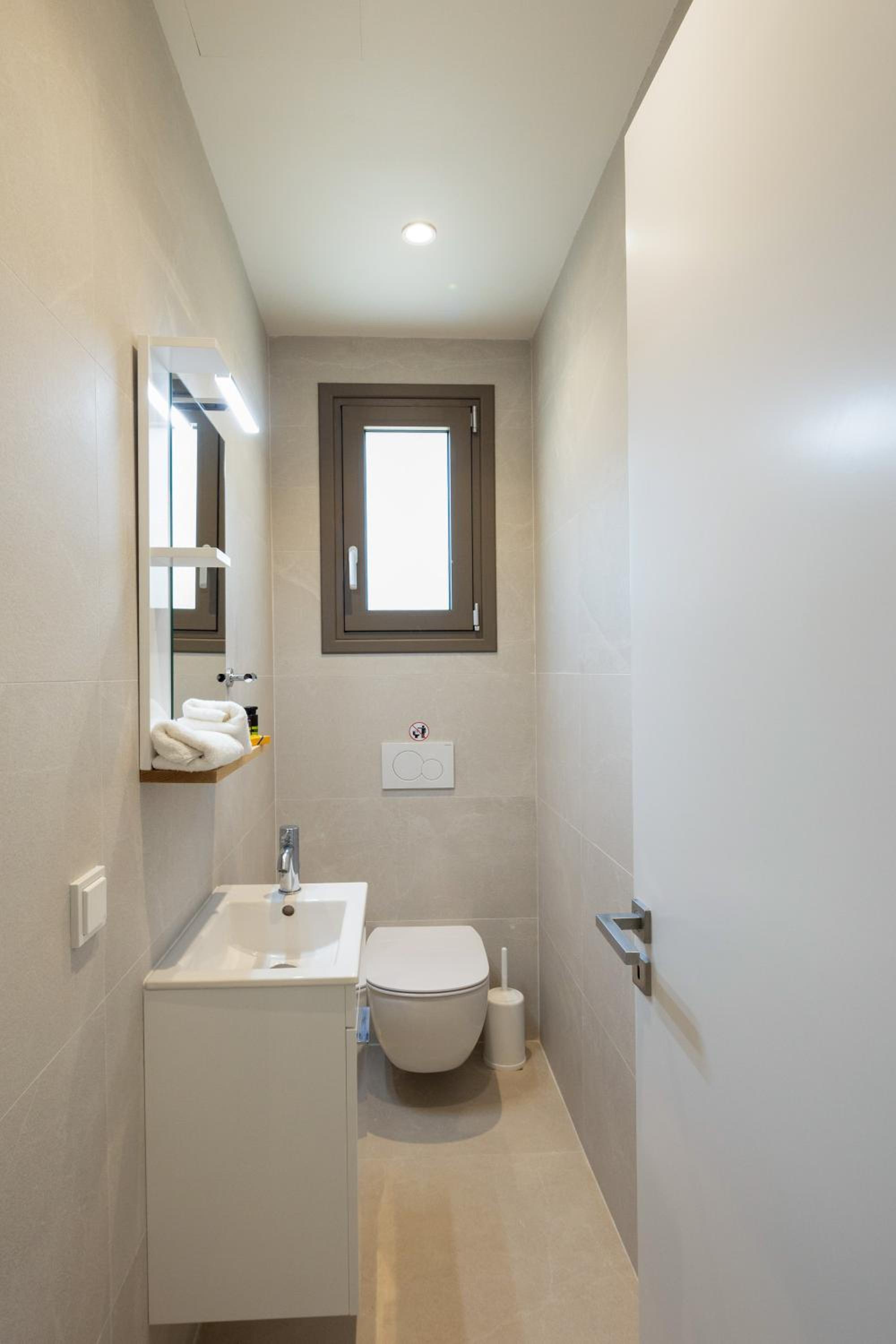 Two-Bedroom Villa - Photo 12