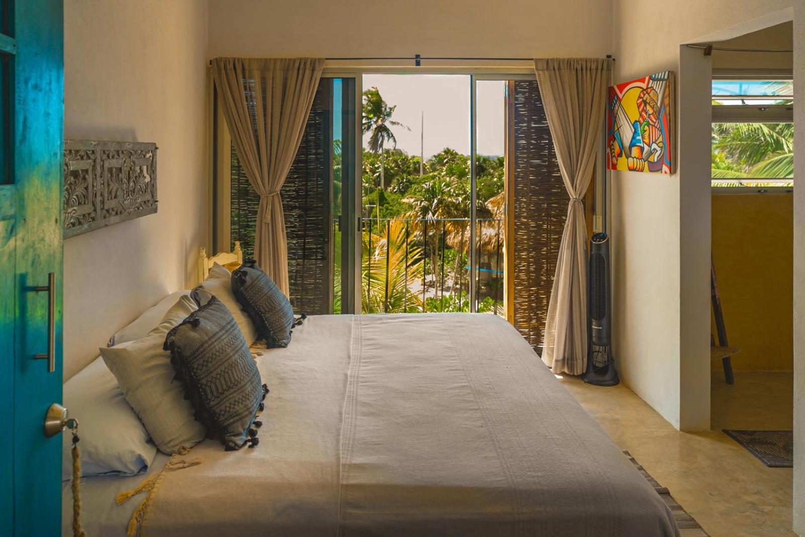 Double Room with Balcony - Photo 20