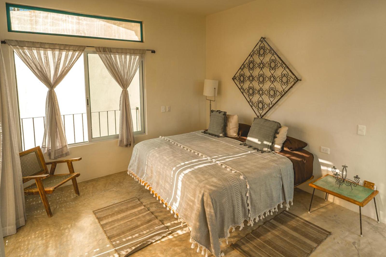 Suite - Photo 2