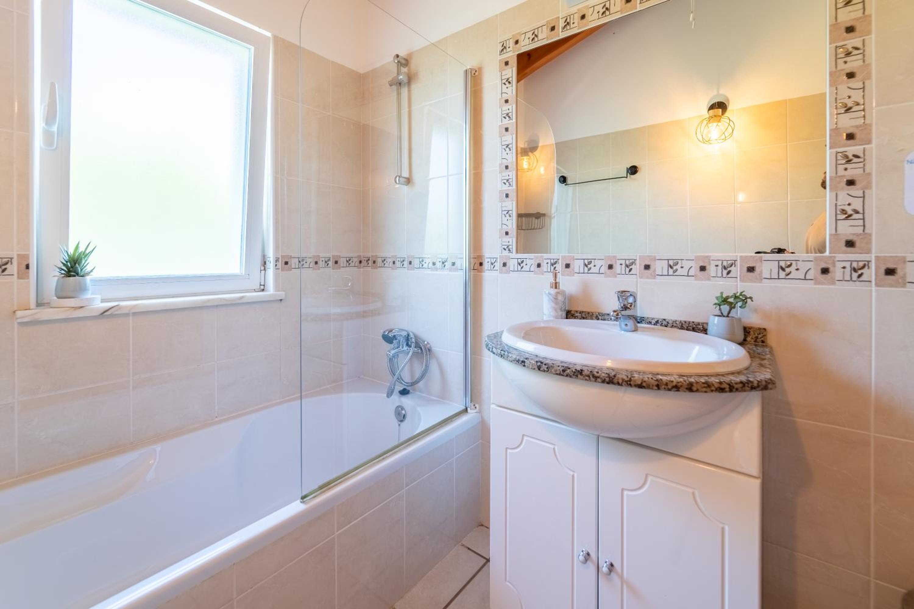 Villa photo 3