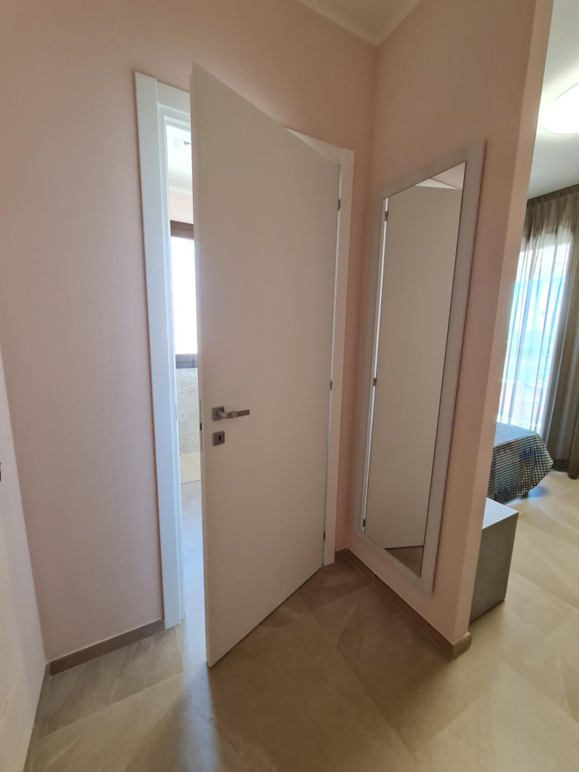 Deluxe Double Room with Balcony photo 2