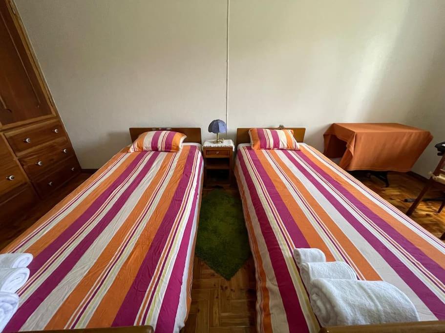 Five-Bedroom House photo 1