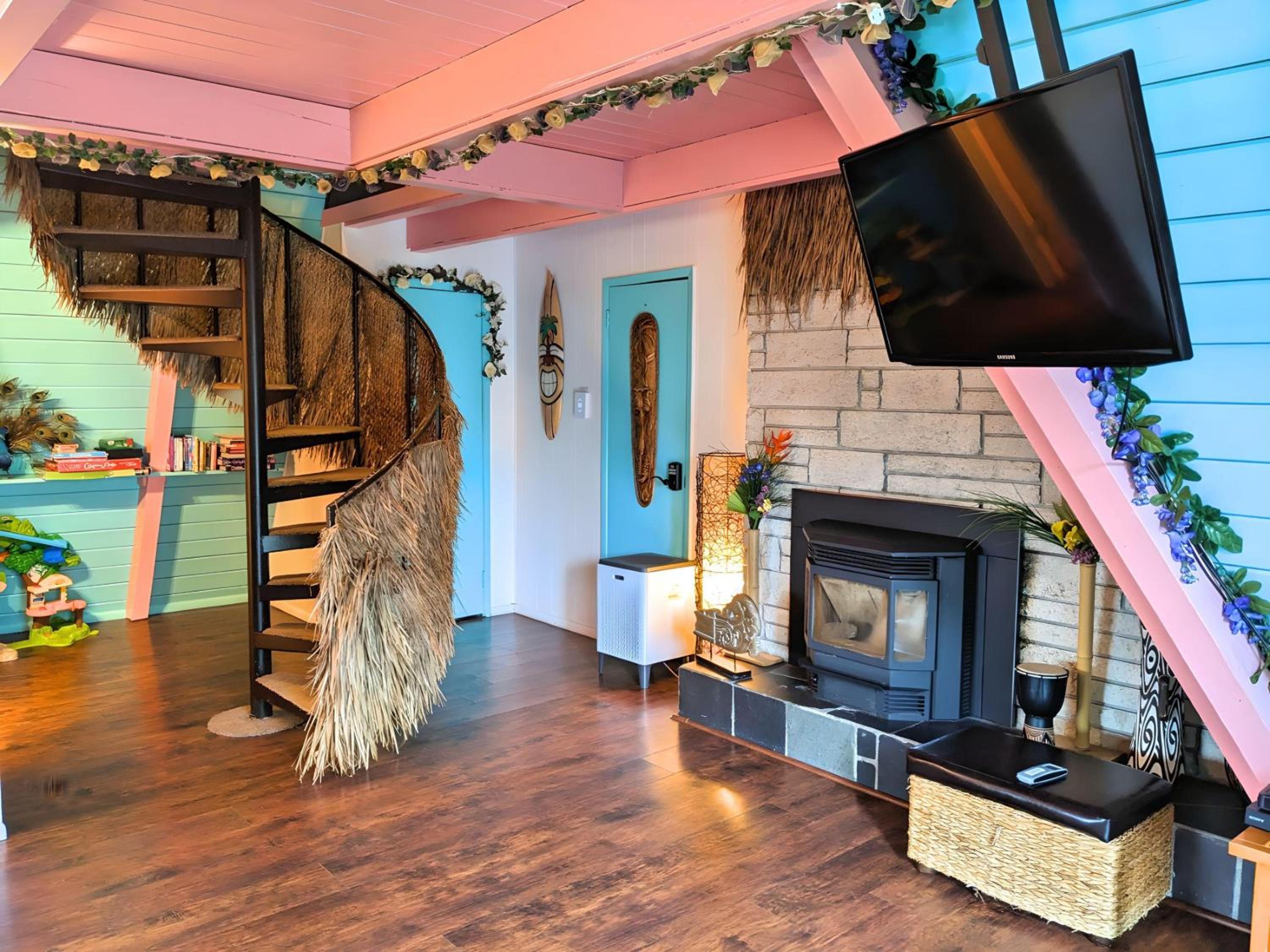 Hawaiian 2 Story Villa