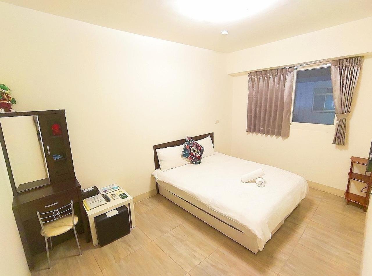 Double Room with Private Bathroom photo 2