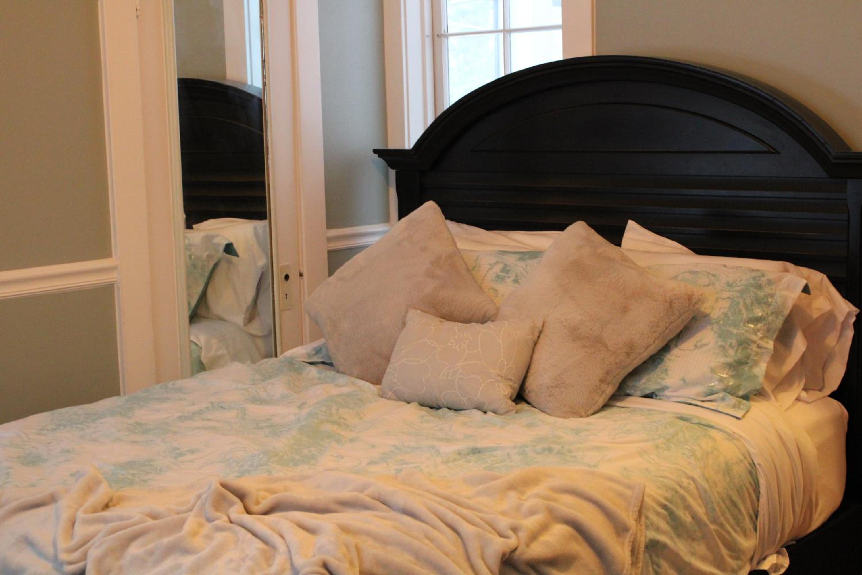 Four-Bedroom House photo 1