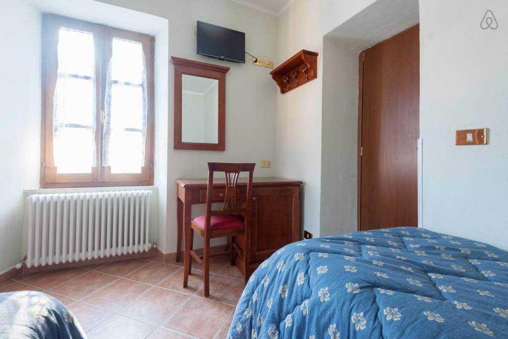 Double or Twin Room - Photo 4