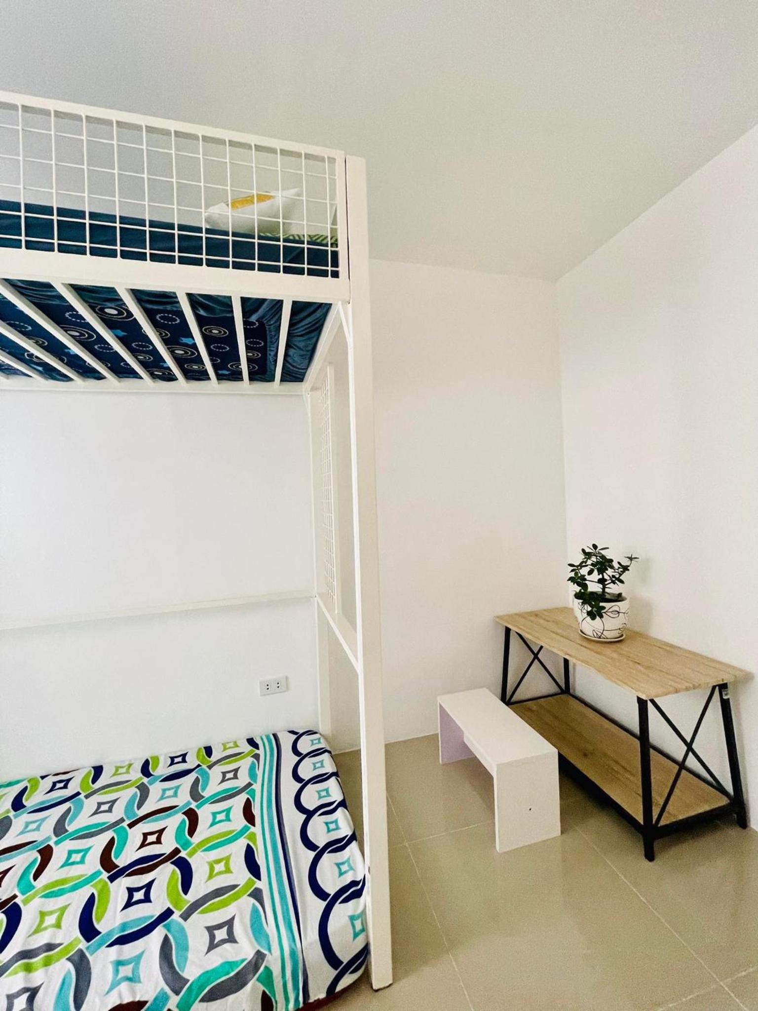 Two-Bedroom House photo 2