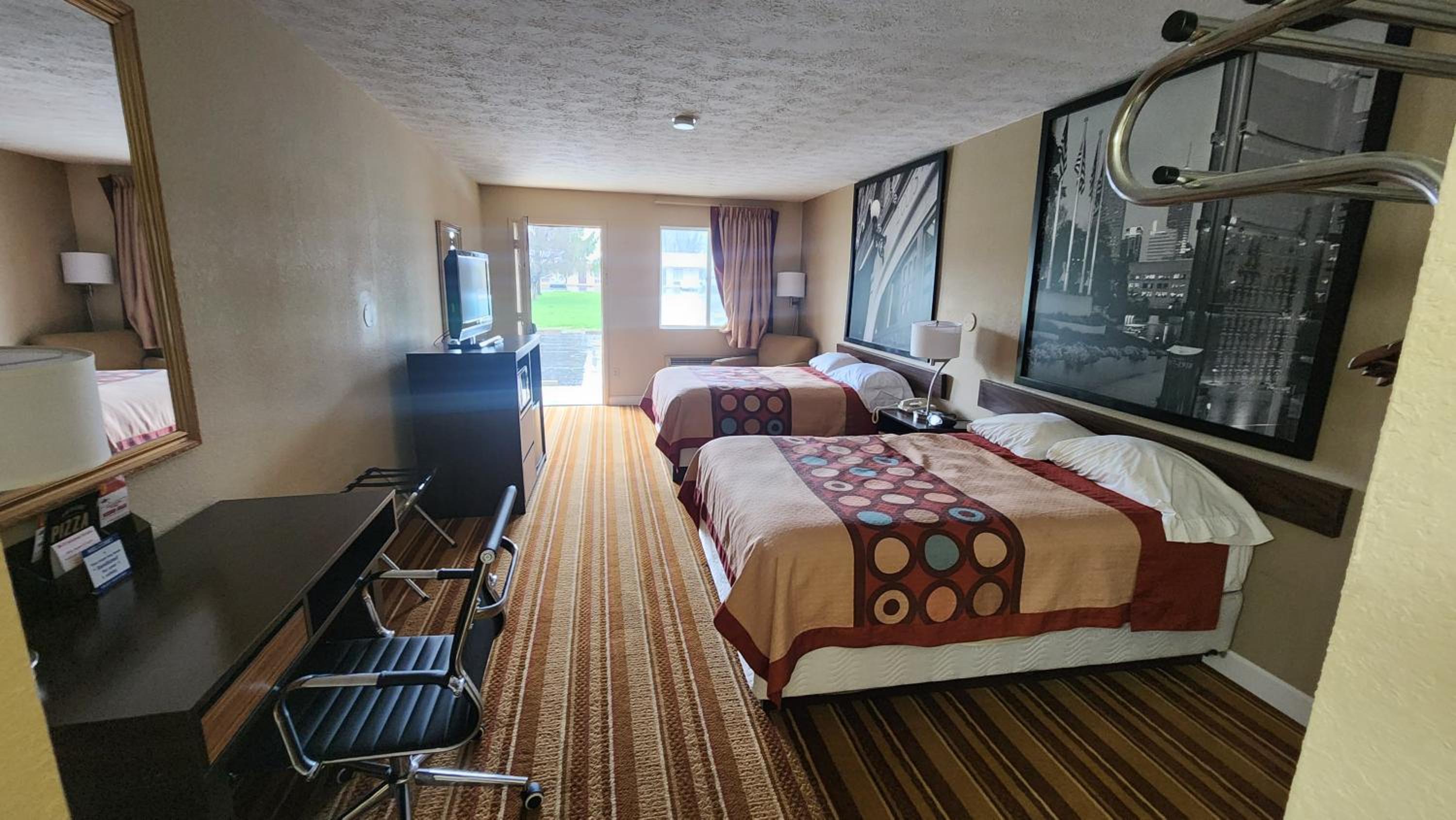 Double Room with Two Double Beds - Non-Smoking - Photo 1